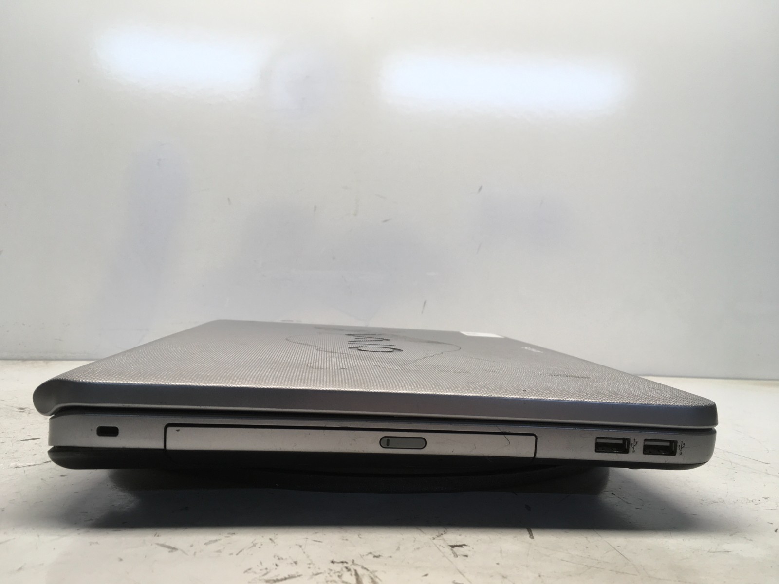 Sony Vaio VGN-NR120E Intel Pentium Dual-Core T2310 1.46GHz 1 GB NO HDD