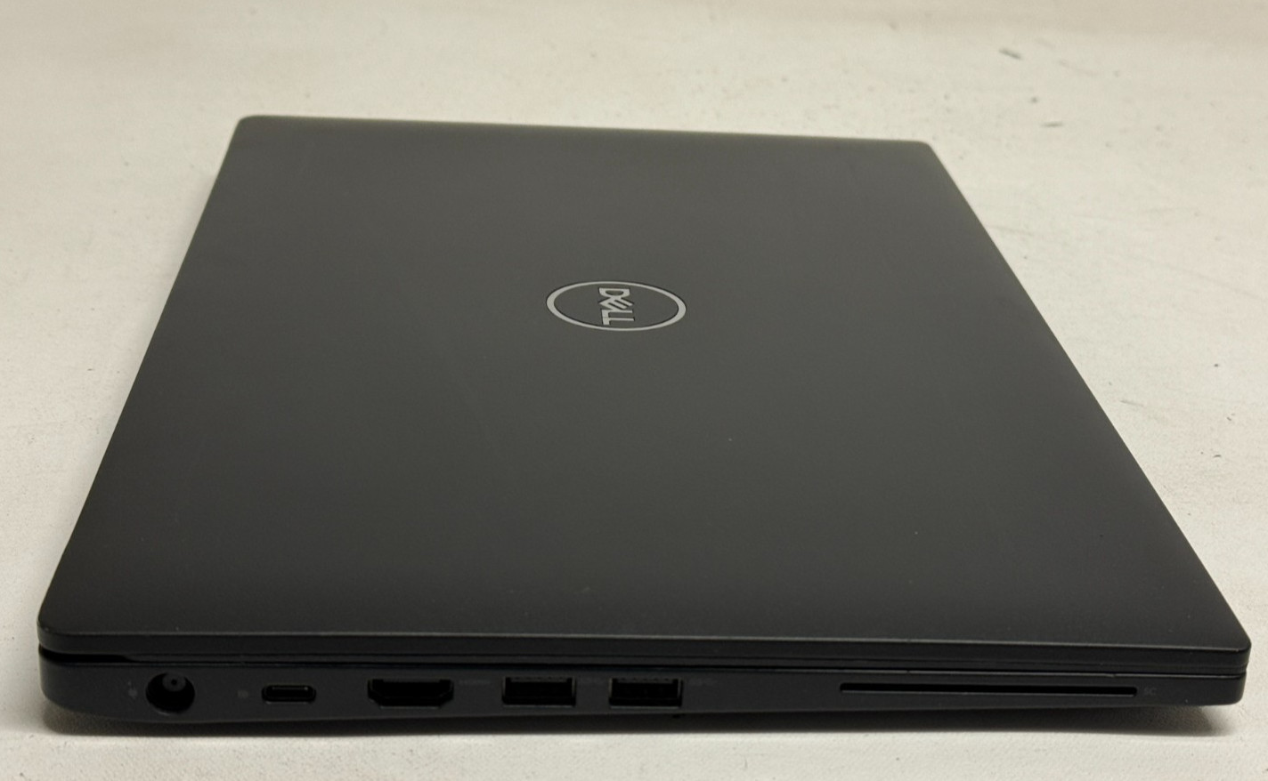 Dell Latitude 7490 14″ (i7-8650u 1.90GHz – 16GB RAM – 512GB SSD – Win11Home)**