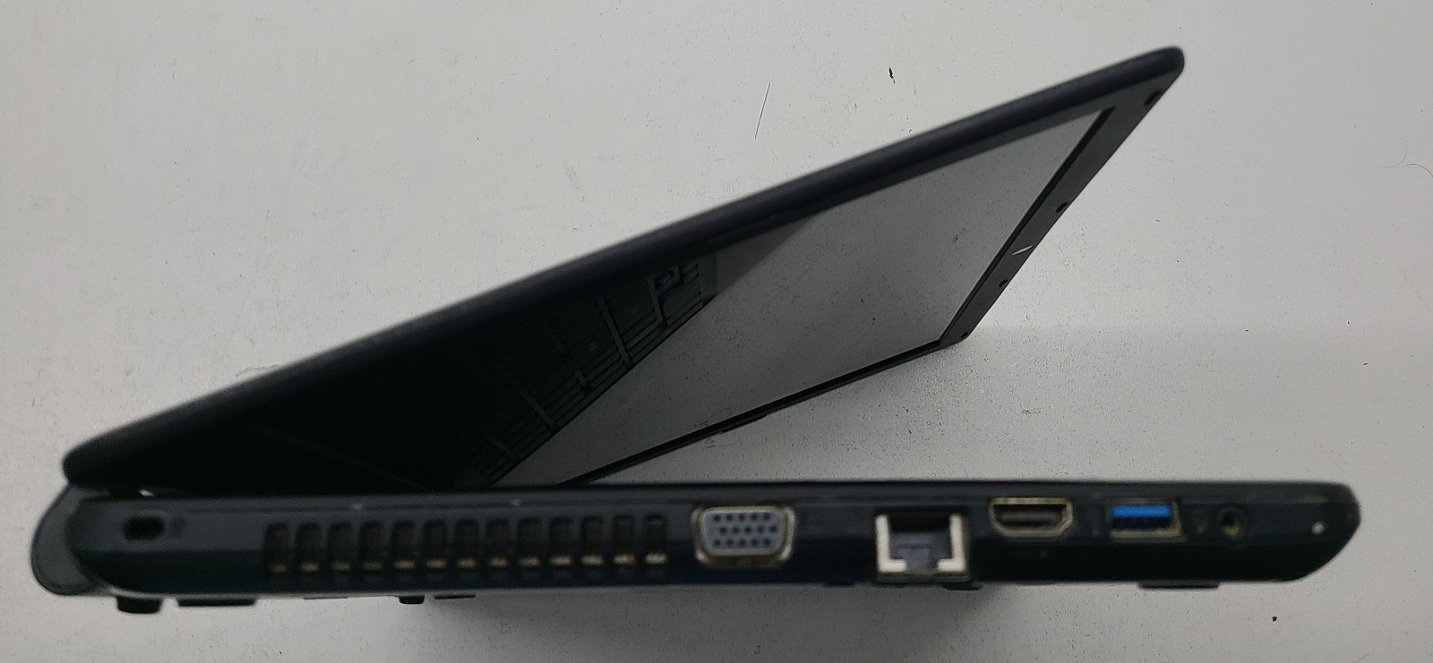 Acer Aspire E1-532-2616 15.6″ Laptop Intel Celeron 2957U 4GB Ram NO HD/OS (FL)