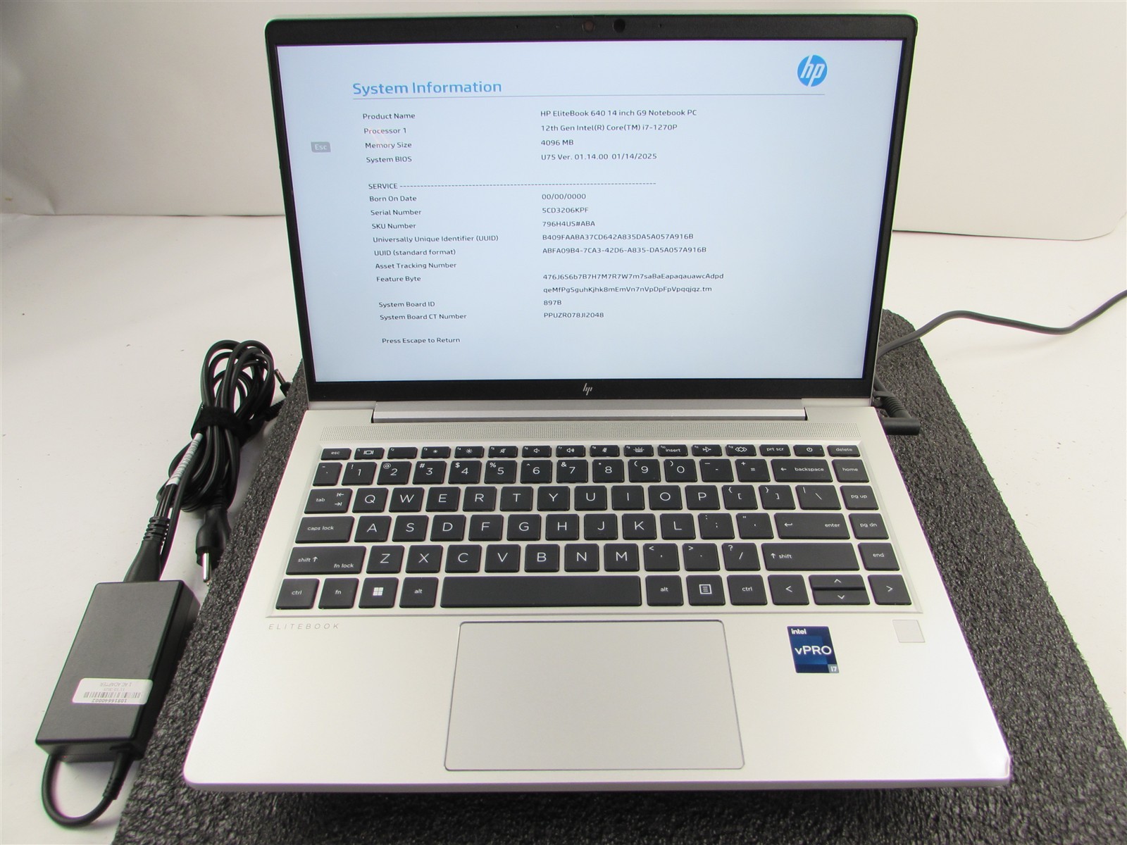 HP ELITEBOOK 640 (G9) 1920X1080 FHD TOUCHSCREEN I7-1270P NO SSD 4GB RAM NO O.S