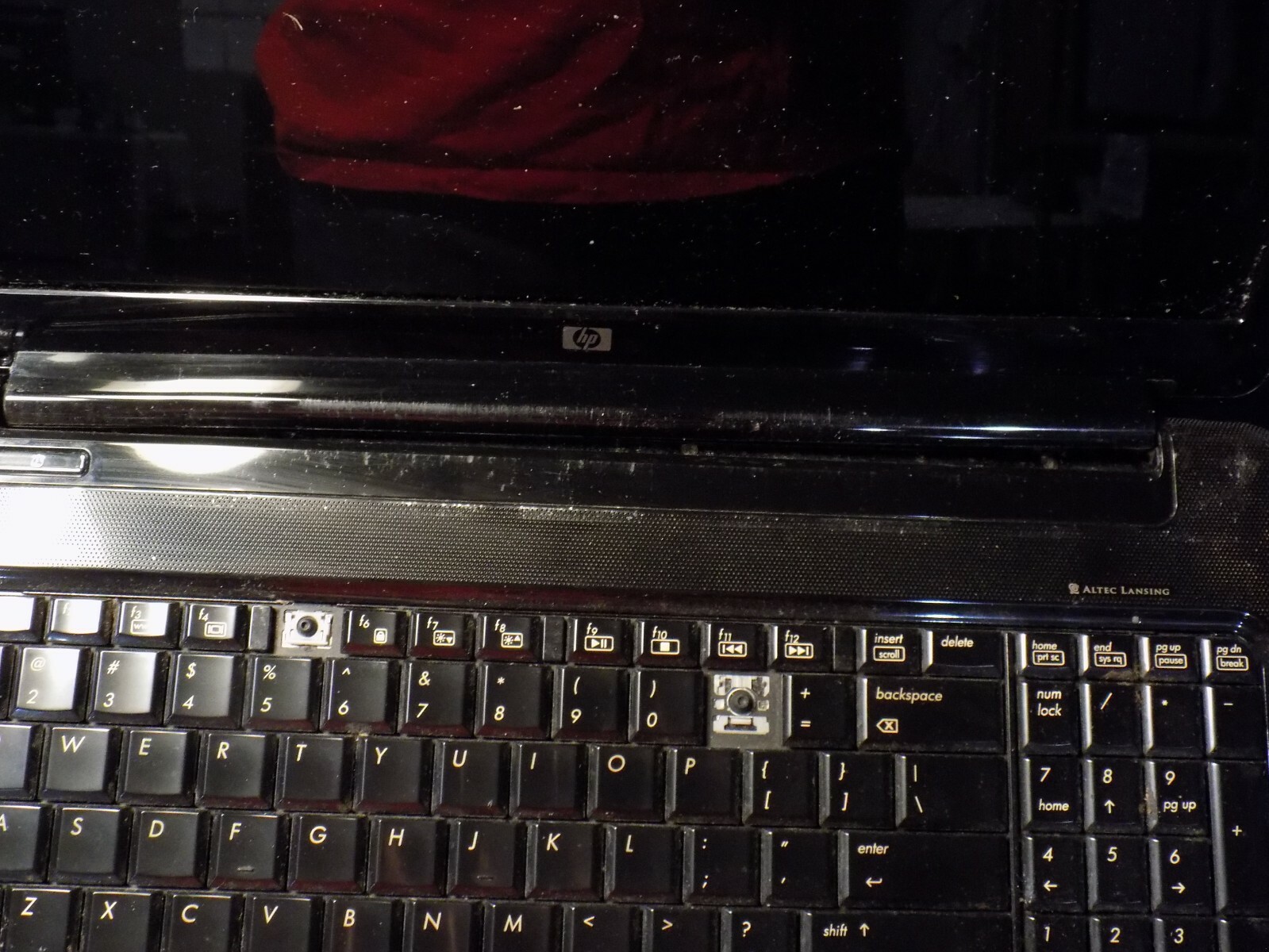 FOR PARTS HP Pavilion dv6-1334us Pentium T4300 4 GB RAM 15.6″ Screen NO HDD