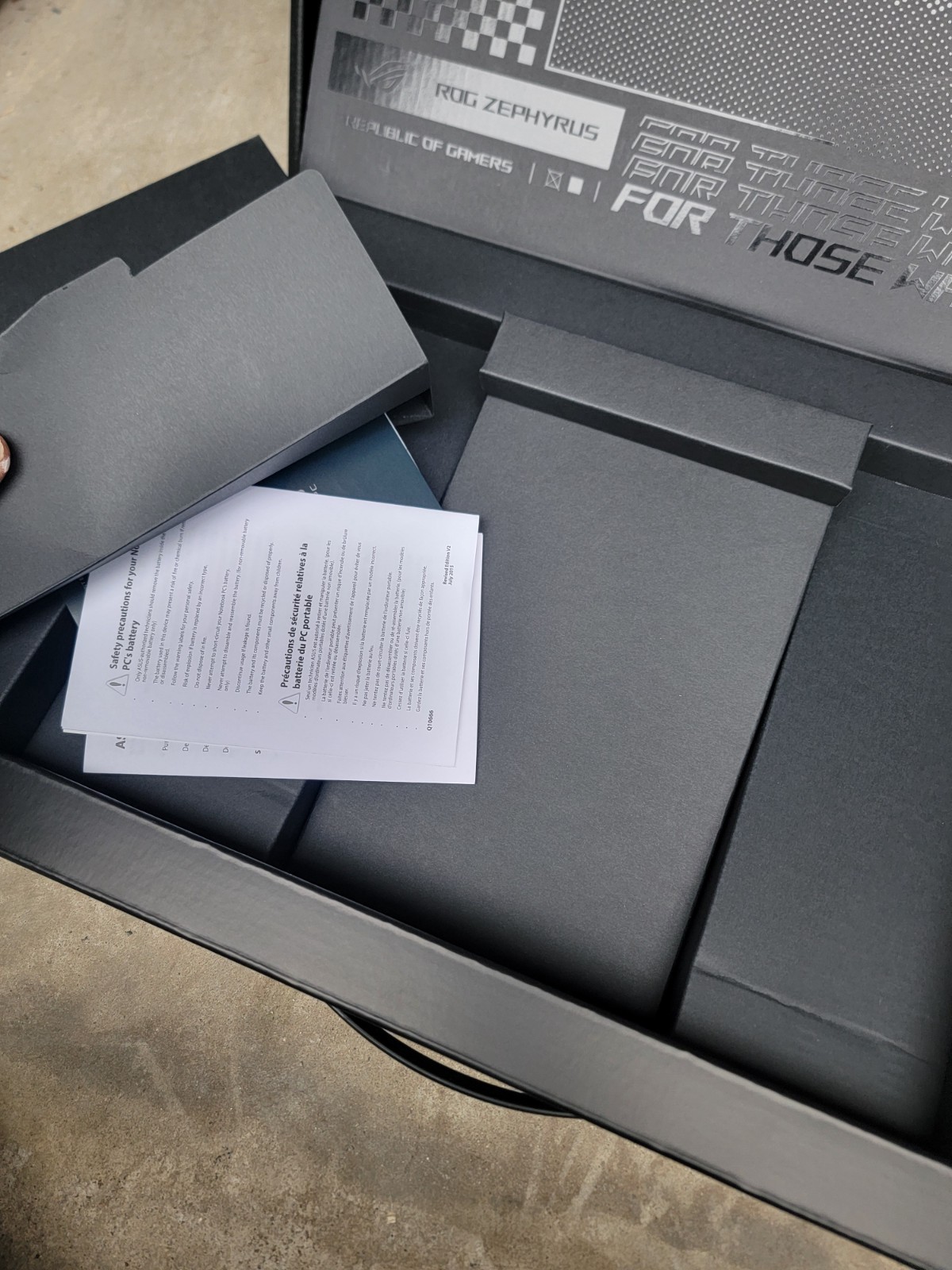 ASUS ROG Zephyrus M16 16″ i9-13900H 2.6GHz 16GB RAM 1TB SSD GeForce RTX 4070