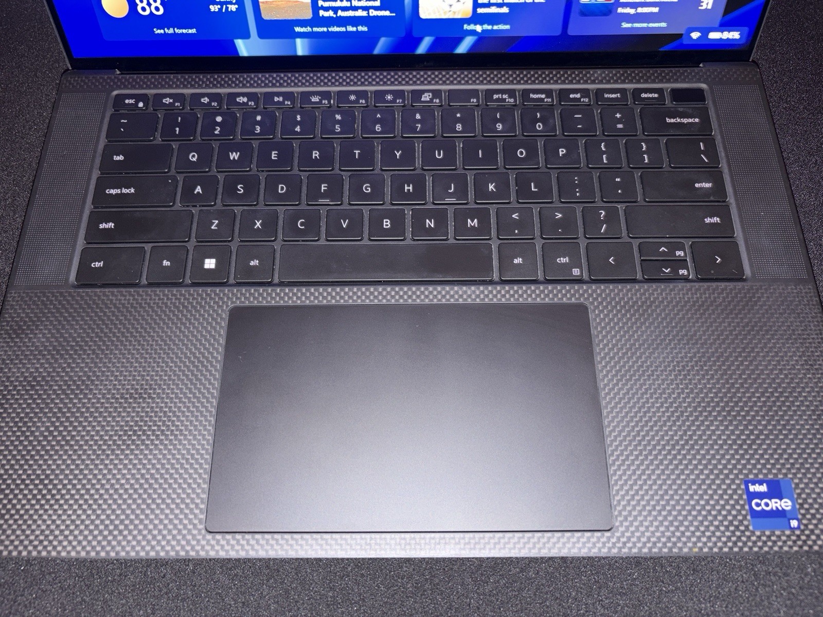 Dell XPS 9510 15.6″ (2TB SSD, Intel Core i9-11900H, 32GB RAM, RTX 3050 Ti)