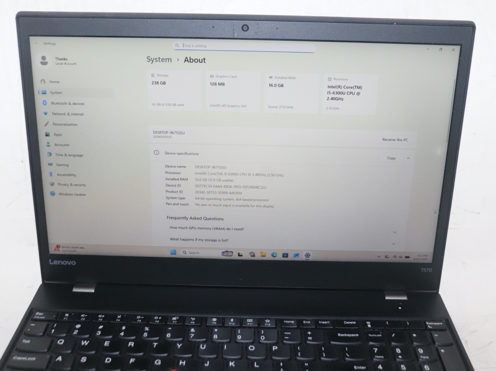 Lenovo ThinkPad T570 Intel core i5@2.40GHz|16GBRAM|256GBSSD|WIN 11.PRO|Webcam|