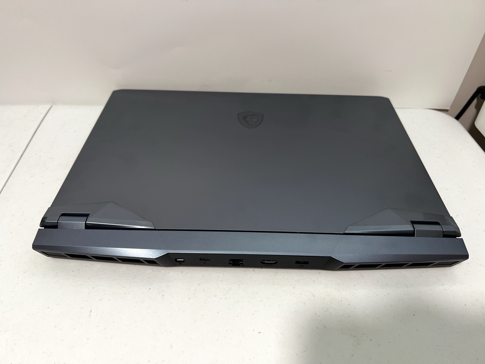 MSI GE76 Raider 17.3″ Gaming Laptop – i7-12700H, 16GB DDR5, RTX 3060, 1TB SSD