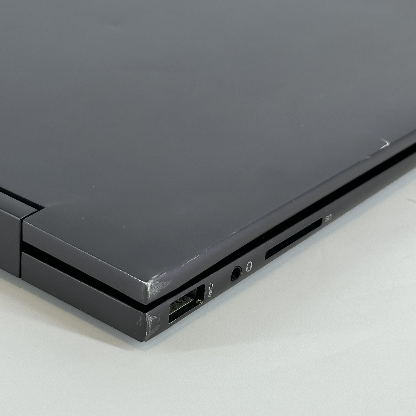 HP Envy x360 15.6 FHD TOUCH 2.0 GHz Ryzen 7 5825U 12GB 512GB SSD Good