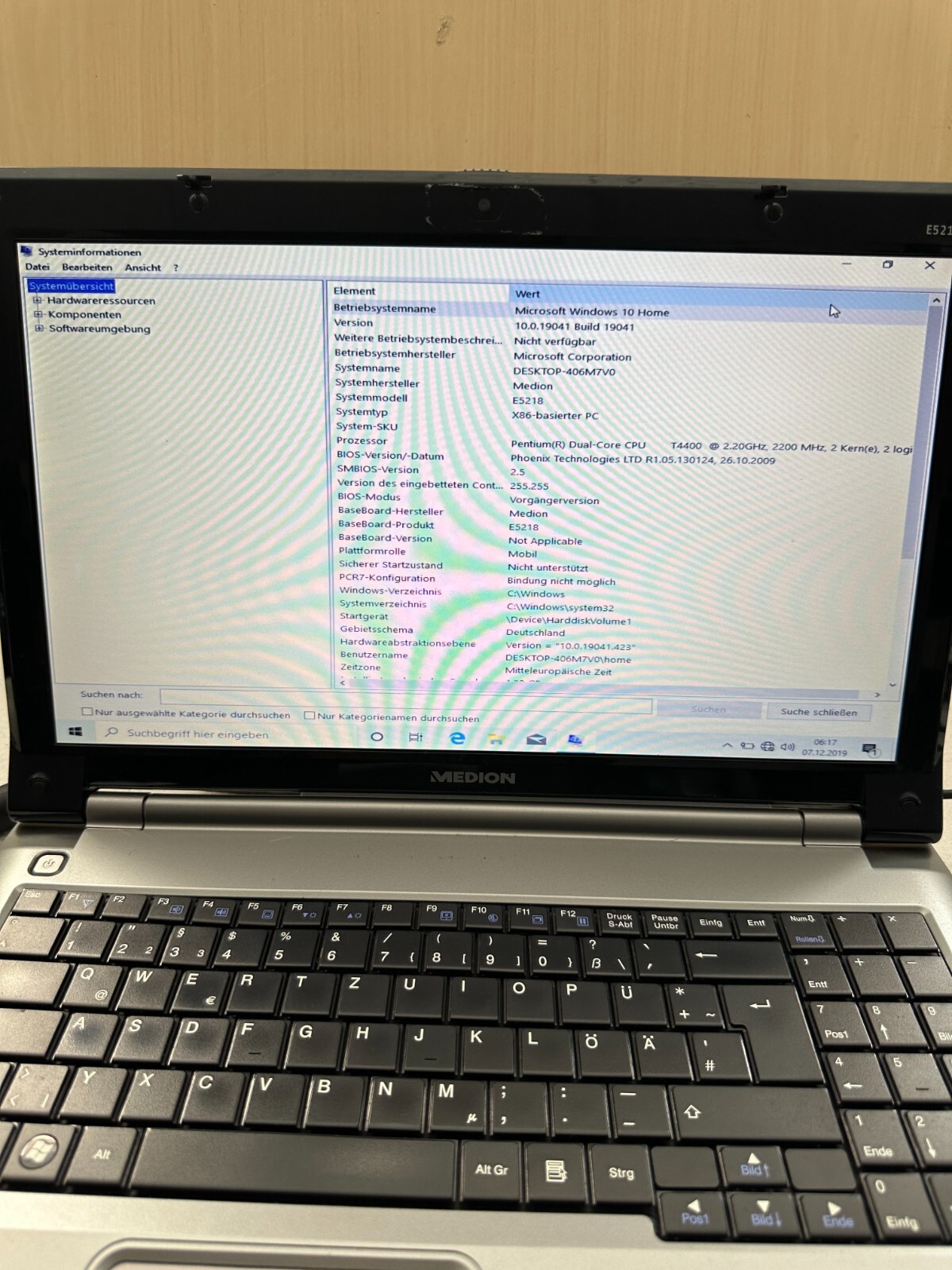 Laptop Medion Akoya E5218 MD98120 15.6 inch Intel T4400 500GB HDD 4GB RAM Win10