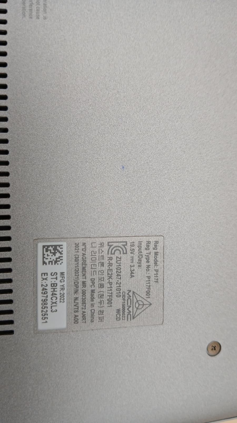 Dell Vostro 5620 16″ i5-1240P 16GB RAM 512GB SSD Win11 Pro Business Laptop