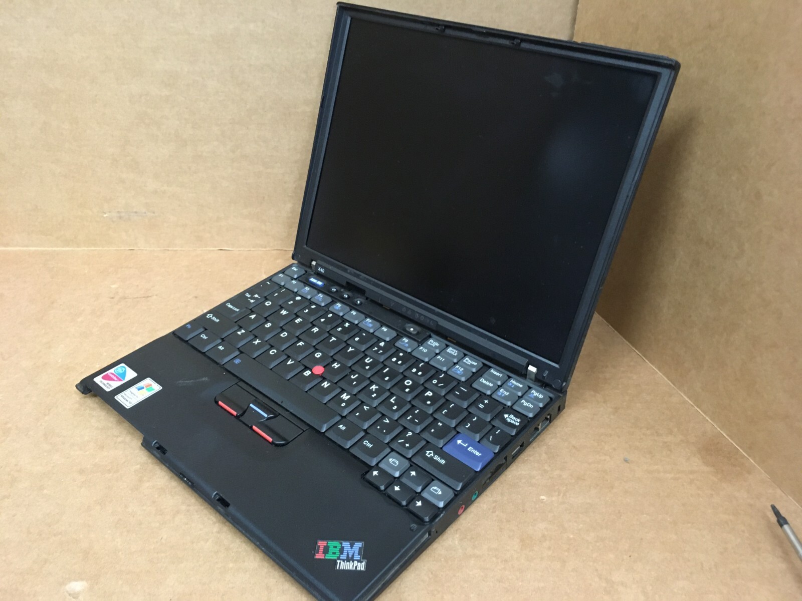 Vintage IBM Thinkpad X40 598MHz 768MB RAM NO HDD