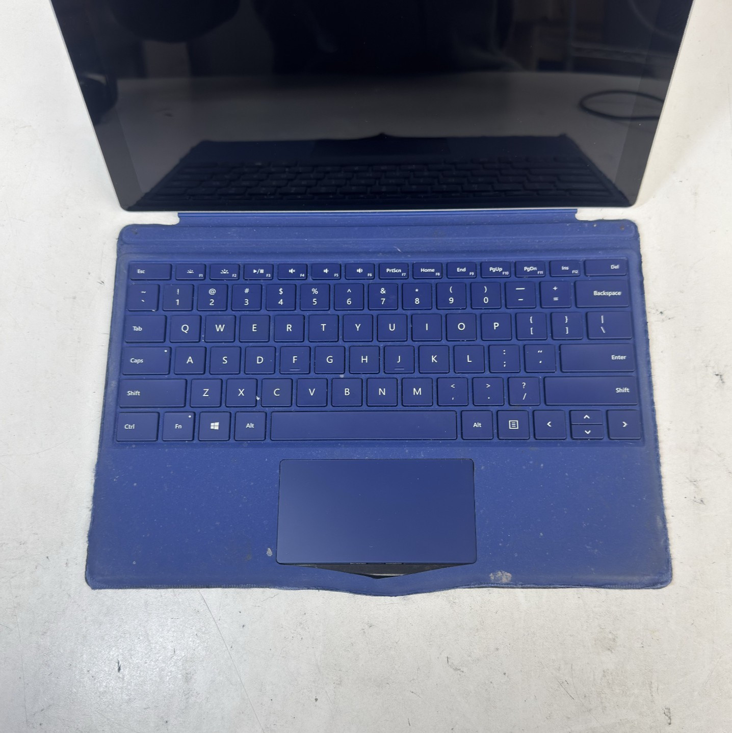 Microsoft Surface Pro 5 2017 m3-7Y30 128GB SSD 4GB RAM M1796 / NO TOUCH #SP2