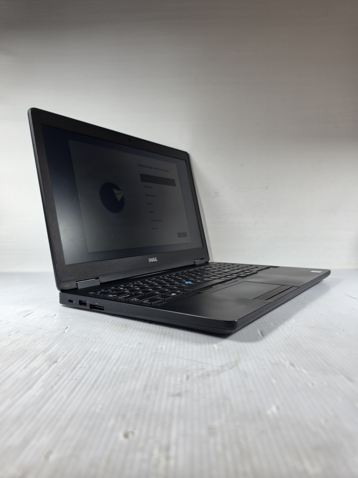 DELL Latitude 5580 Laptop Window 11 FHD Core i5 | 16GB RAM 500GB SSD