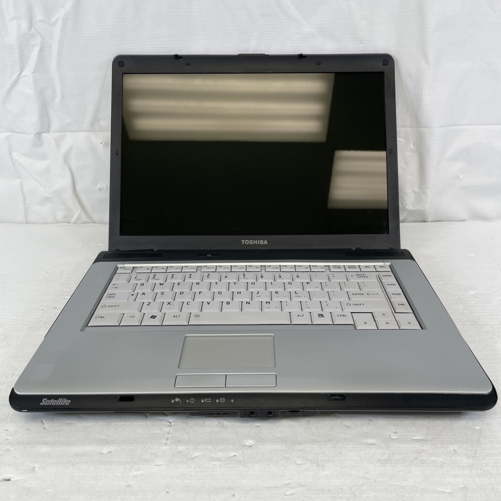 Toshiba Satellite A205-S5800 Intel Celeron 540 1.86GHz 1GB RAM 120GB HDD WinXP