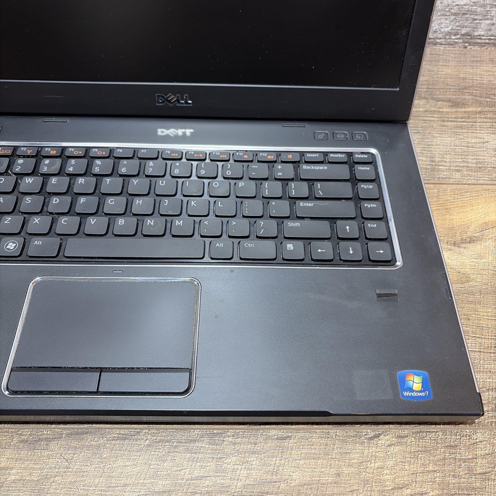 Dell Vostro 3555 15″ Laptop AMD E-3000M-MZ *Parts Only*