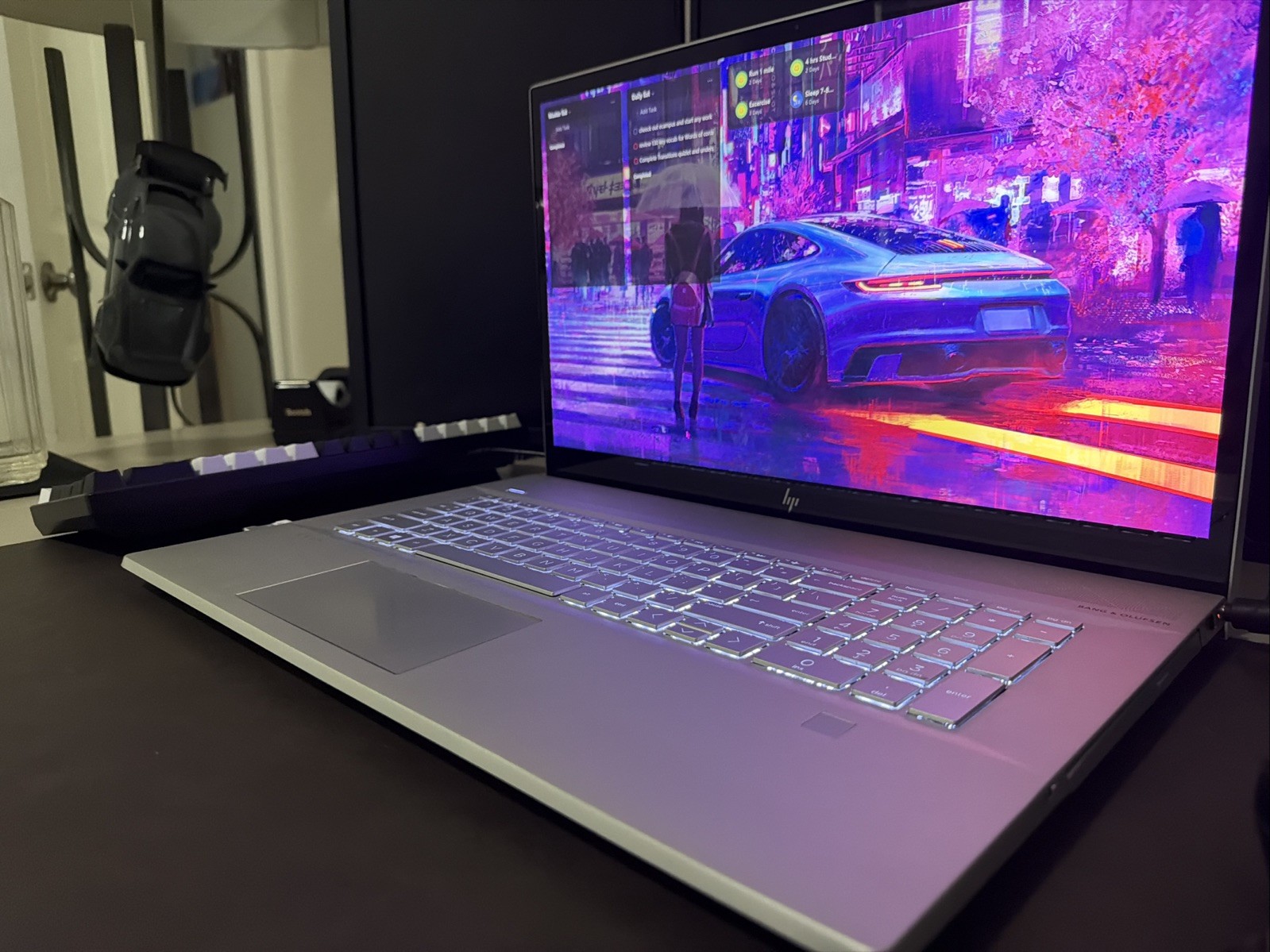 HP Envy 17.3” FHD Laptop i7-10510U 16GB RAM 1TB SSD MX250 Win11 + SD Adapter