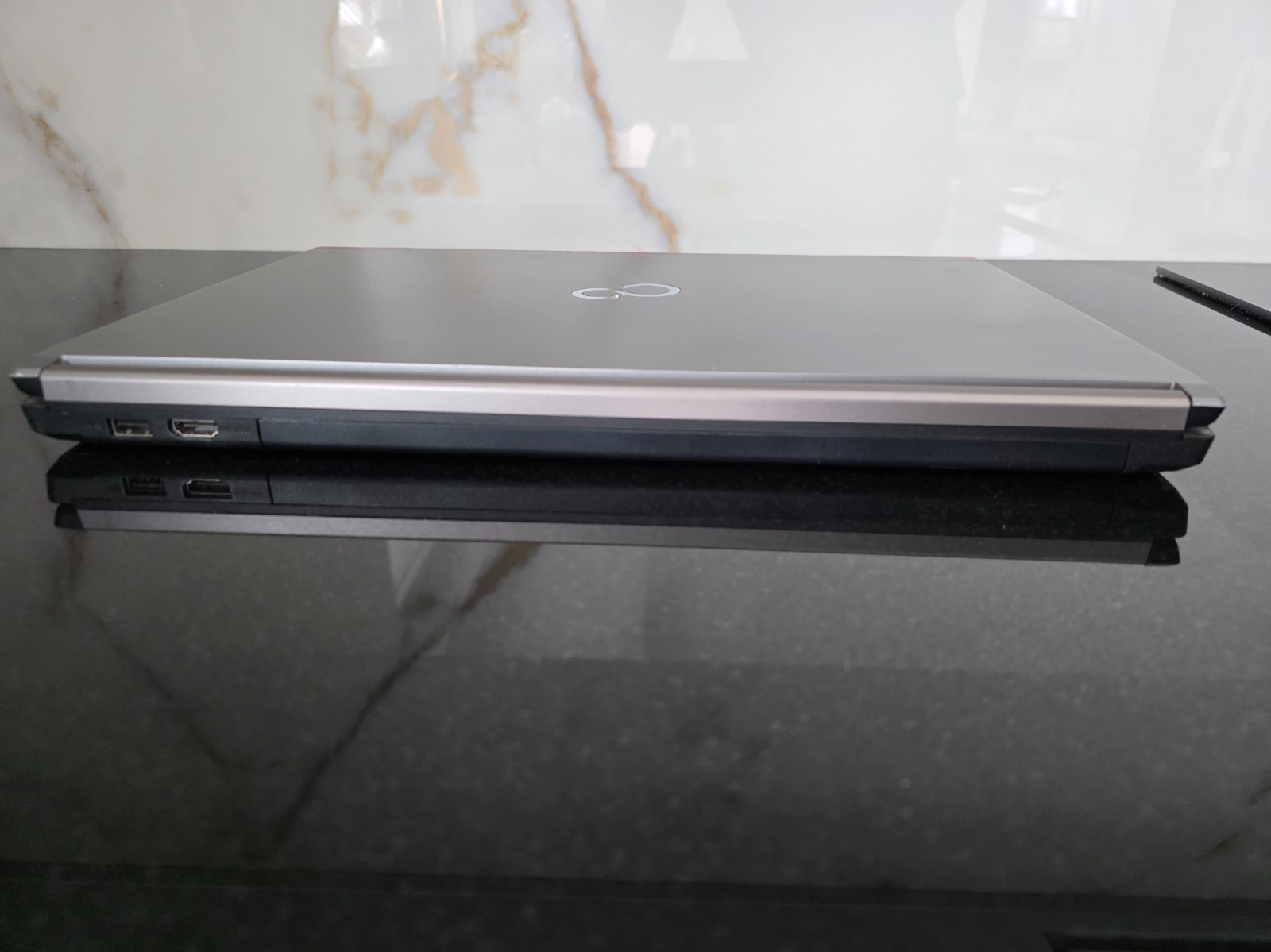 Laptop Fujitsu LifeBook e754 i5 8GB 320GB DVD-RW 15.6 inch Full HD Windows 10