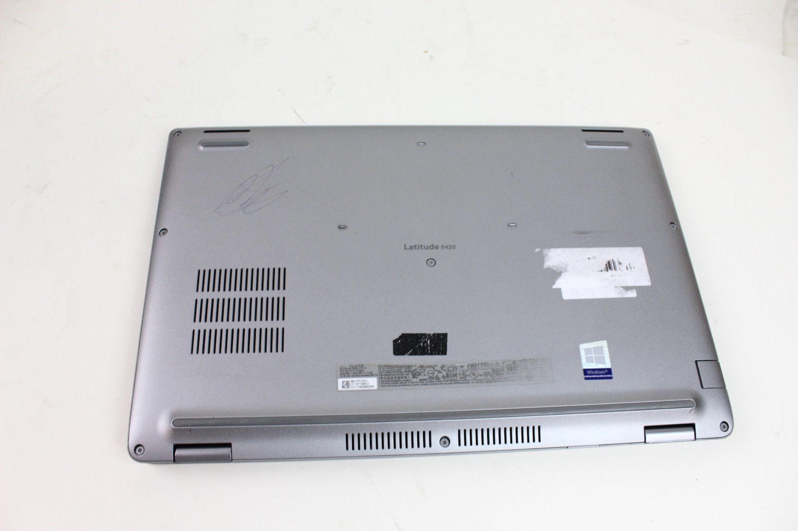 AS IS PARTS NO POWER Dell Latitude 5420 14″ i5-1145G7 8GB RAM