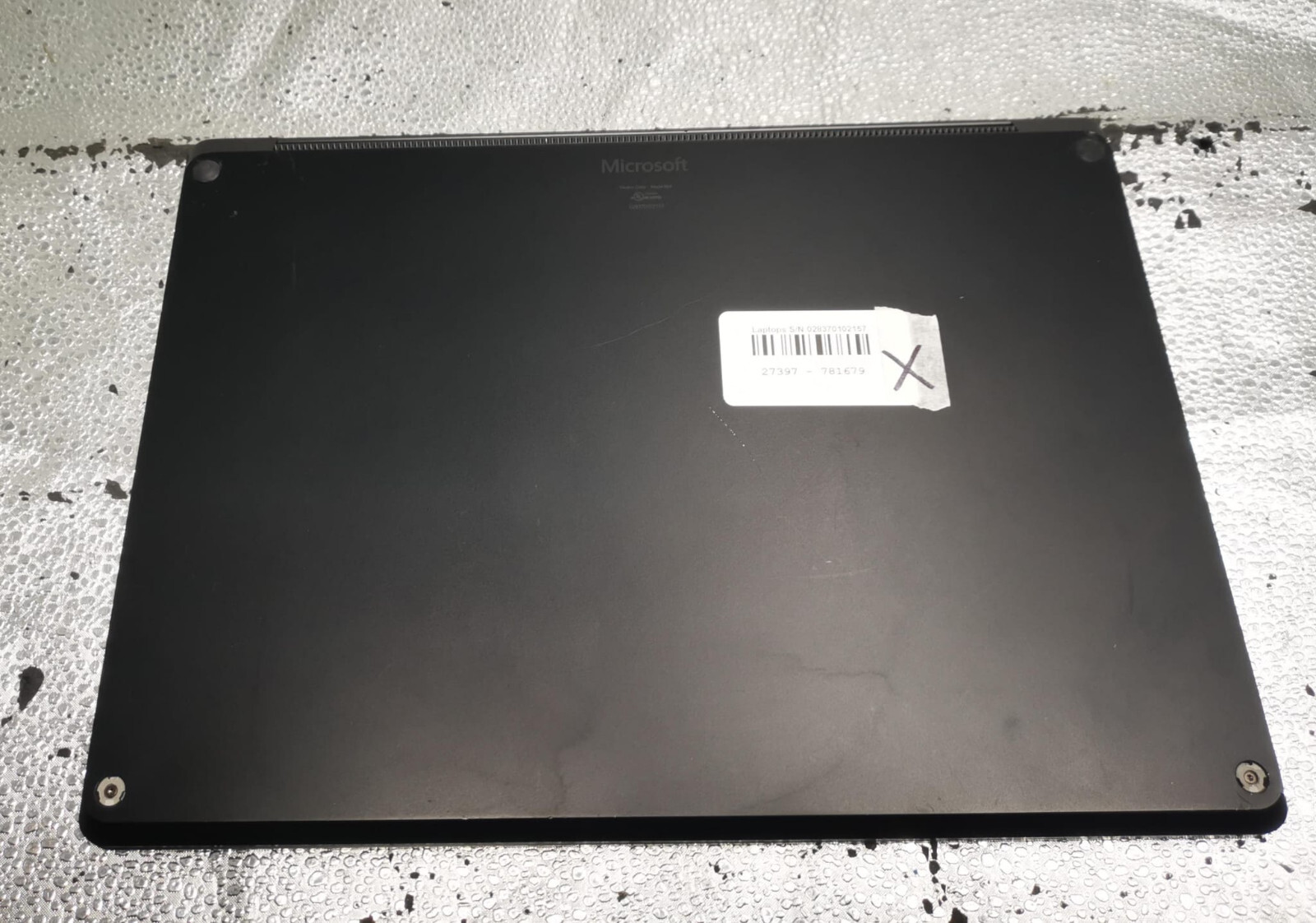 Microsoft Surface Laptop 3 13.5″ 256GB 8G Intel Core i5-1035G7 – 1.20 GHz *READ*