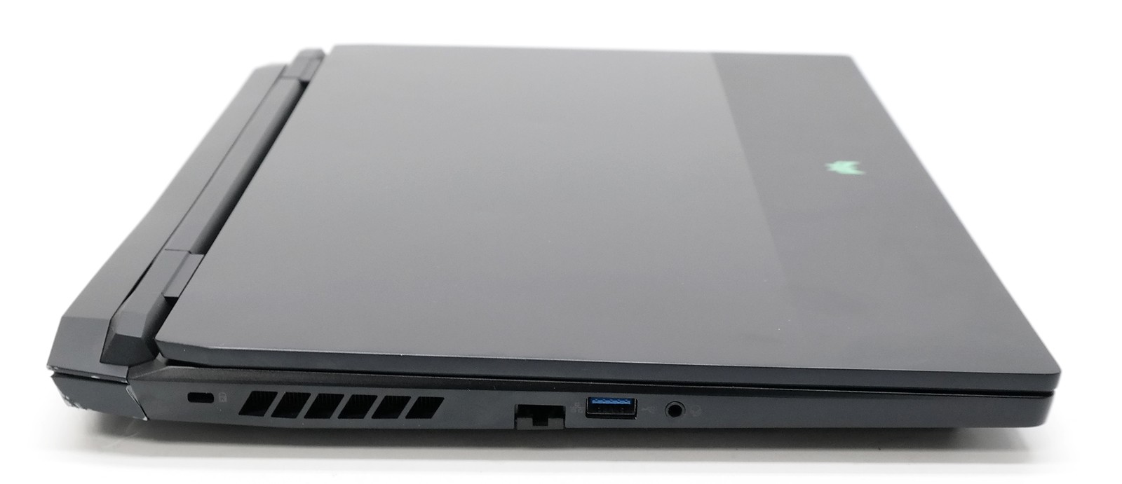 Acer Predator Helios 300 15.6″ Core i7-12700H 16GB RAM 512GB RTX 3060