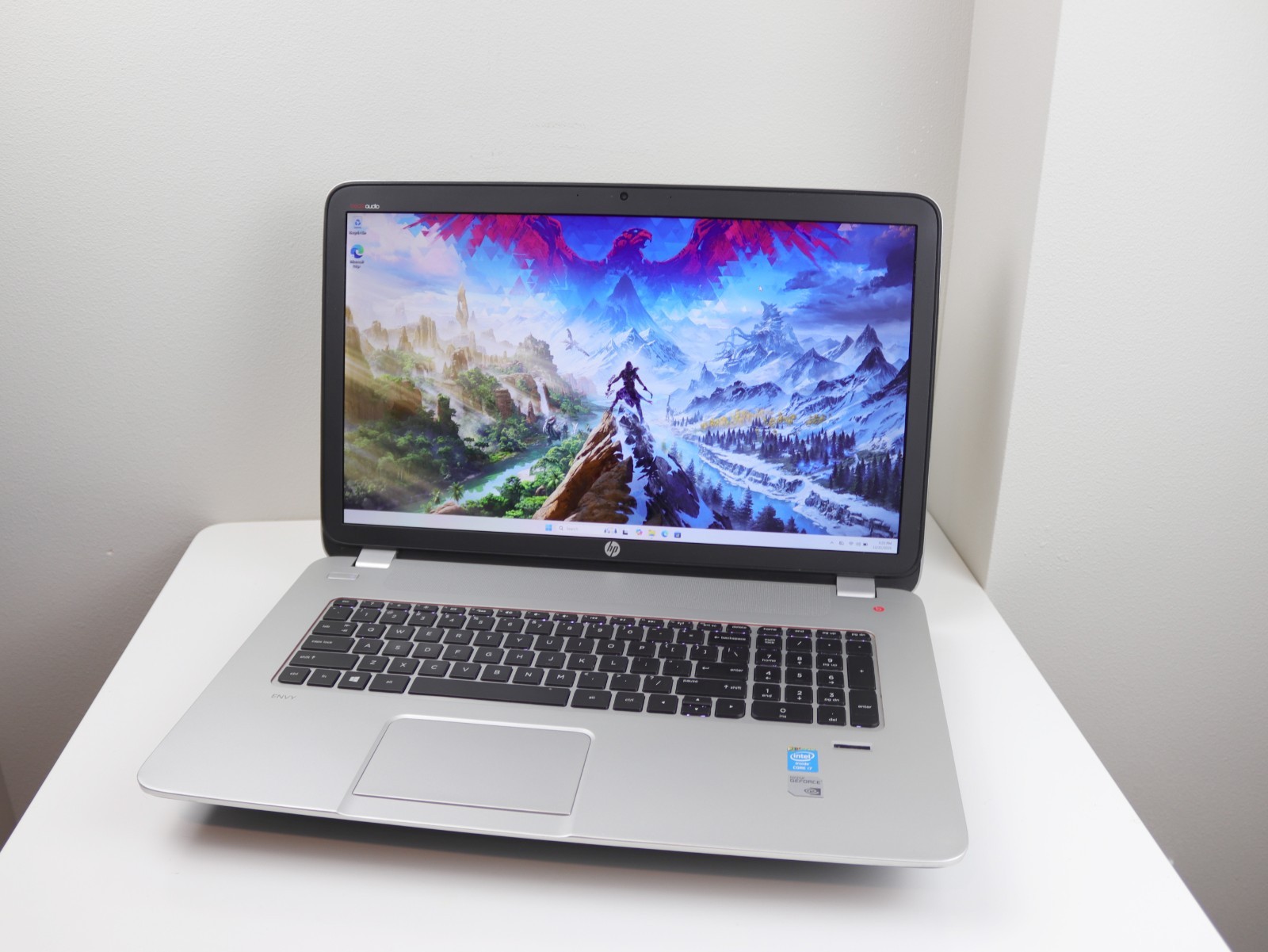 HP ENVY 17.3 FHD Intel Core i7-4700MQ, 256GB SSD, 12GB RAM, NVIDIA GT 740M Win11