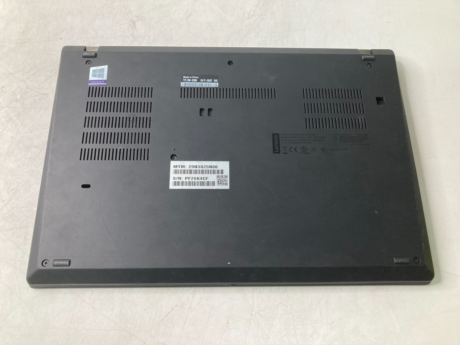 Lenovo ThinkPad T490 vPro w/ i5-8365U 1.6GHz 8GB Ram -Bad Speakers No HDD Parts