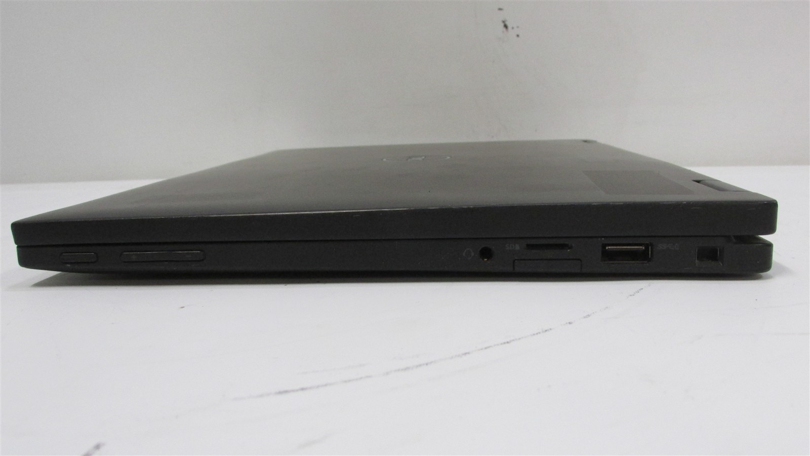 Dell Latitude 7389 i5-7300U 2.6GHz 8GB RAM 256GB m.2 14″ W11P Touch POOR BAT/KB