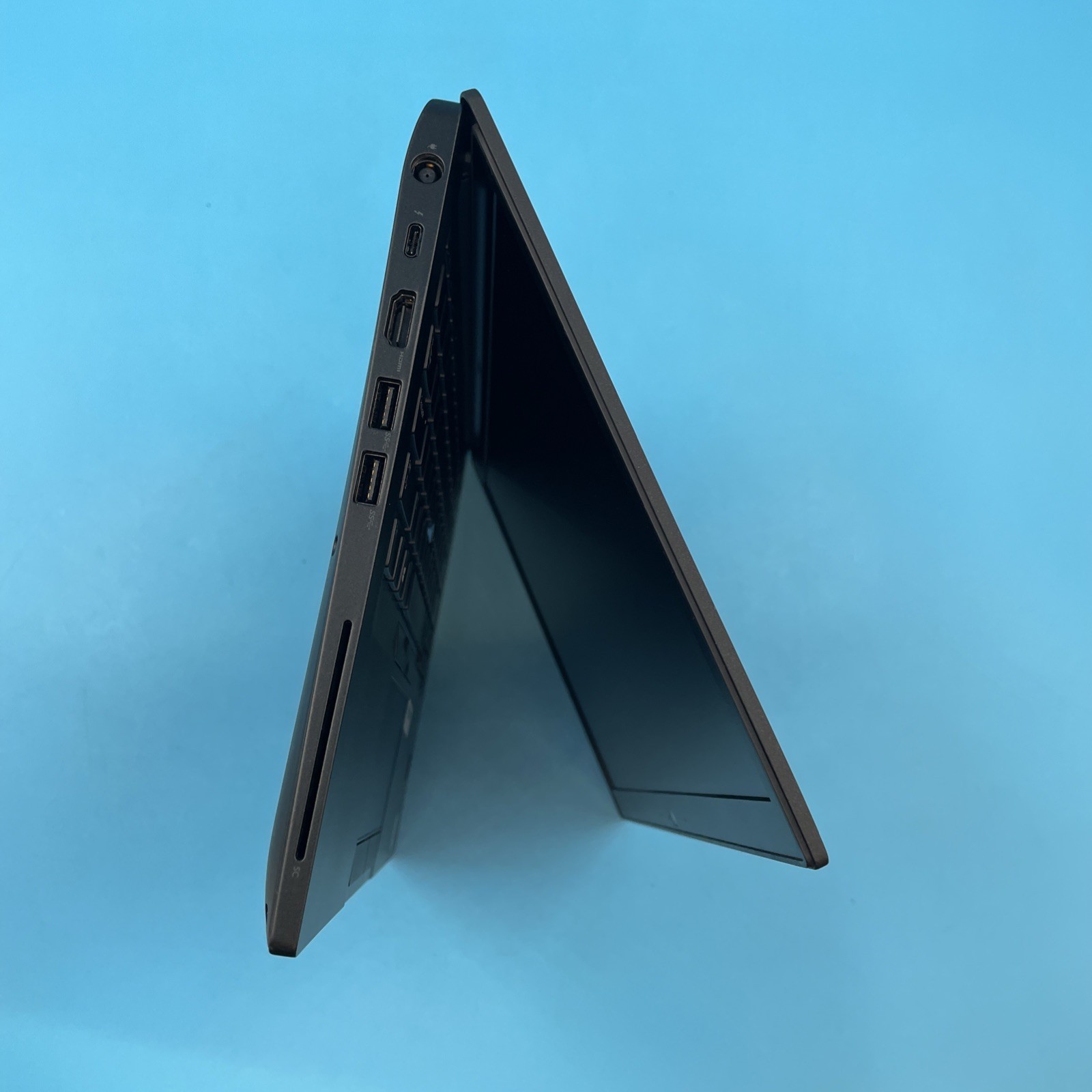 Dell Latitude 7490 | i7-8650U | 8GB RAM | NO DRIVE | NO OS | 78% BATTERY