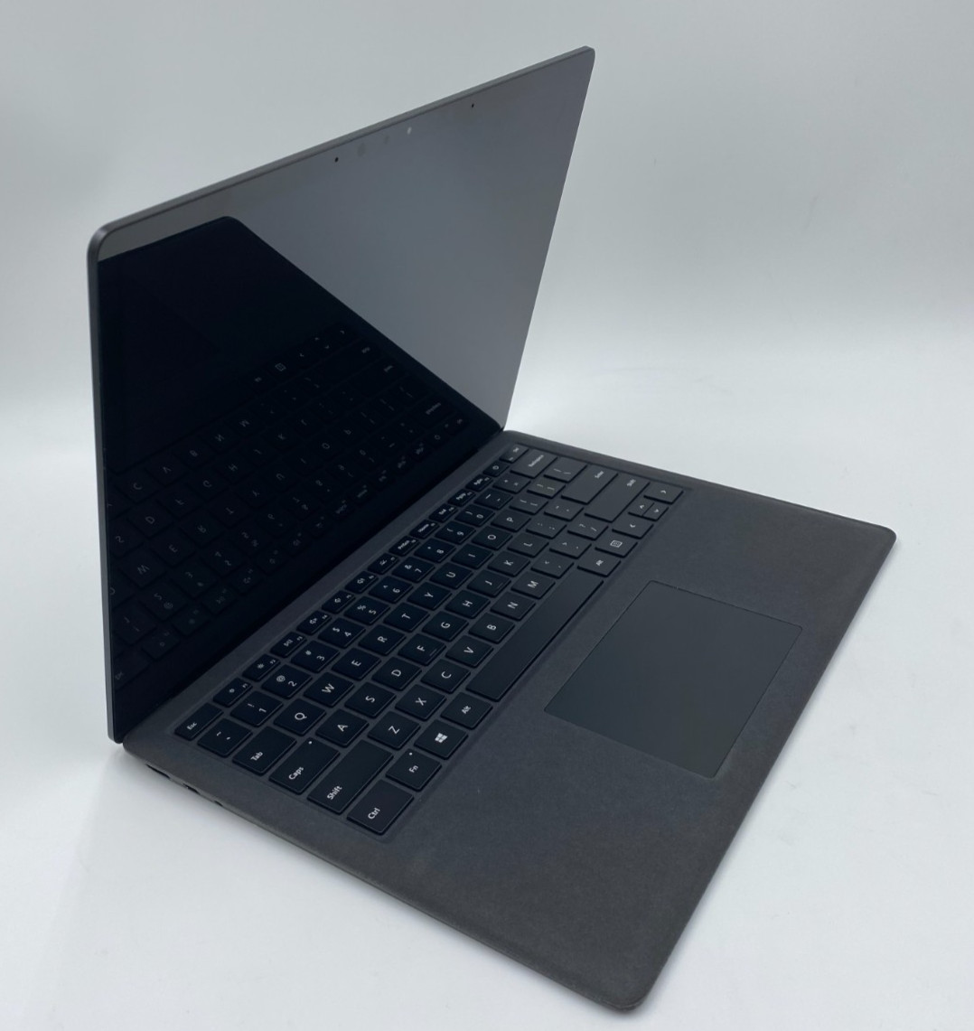 Microsoft Surface Laptop 2 1769 i5-8250U 1.6GHz 256GB SSD 8GB DDR4 Black FAIR