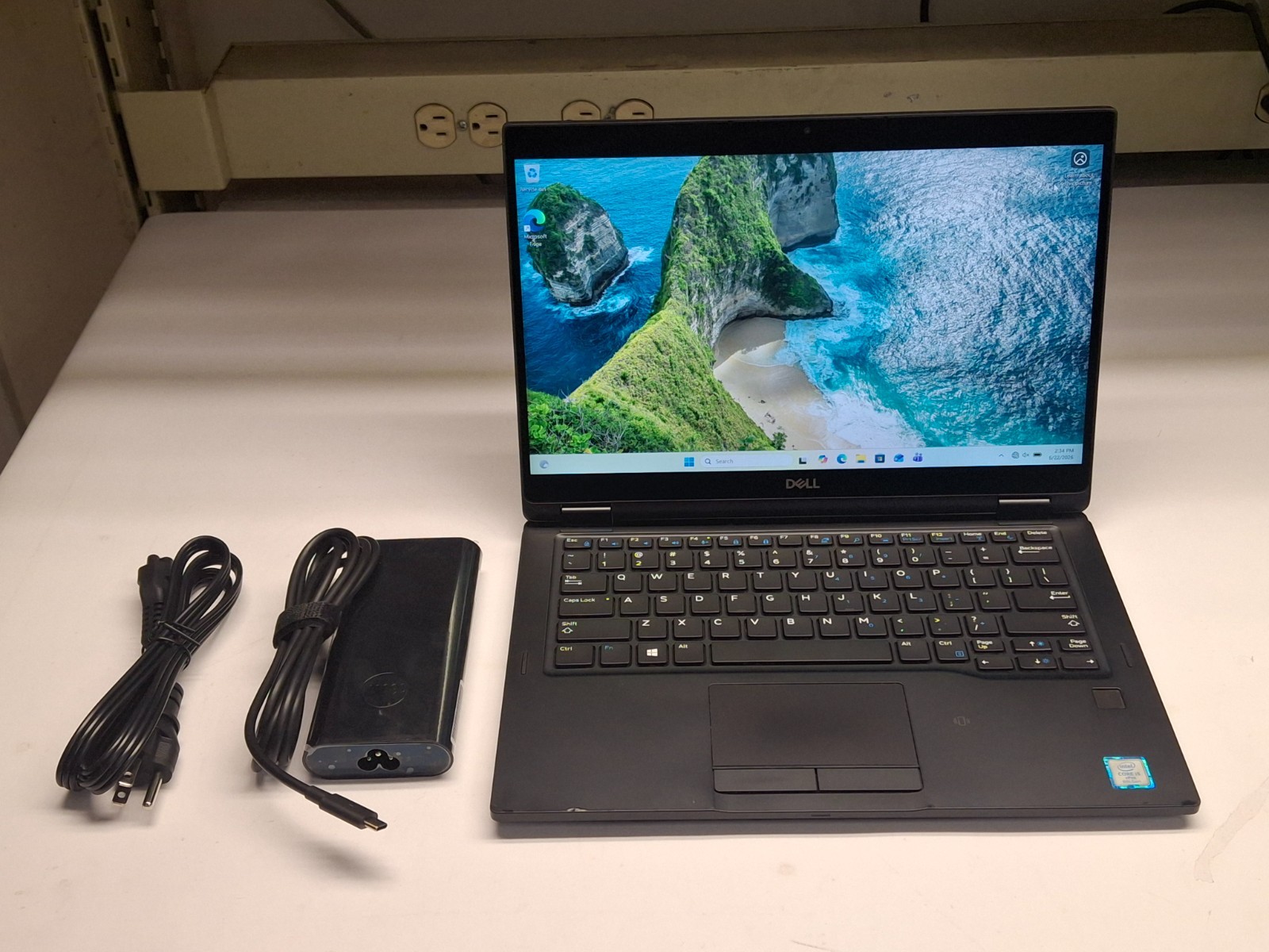 Dell Latitude 7390 2‑in‑1 Touchscreen i5‑8350U 8GB 256GB SSD Wifi Win11 Pro