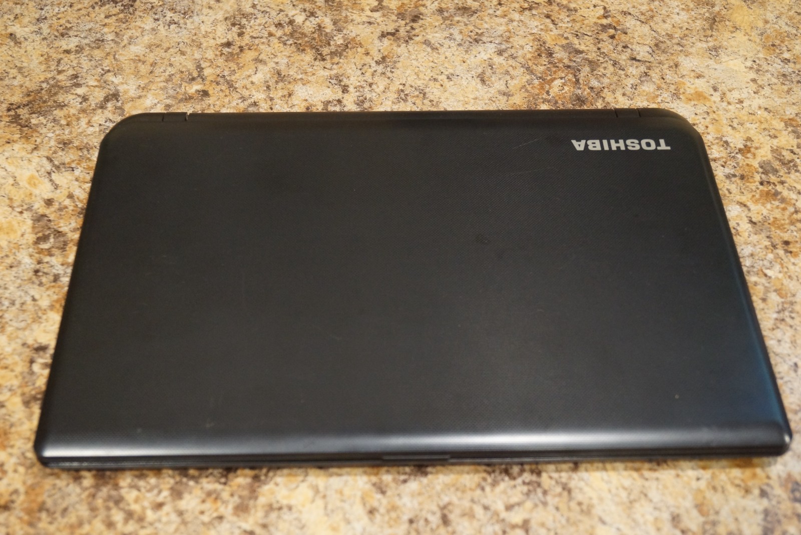 Active Latest 22H2 WIN10 PRO Toshiba C55-B5299@2.16GHz,4GB RAM,500GB HDD
