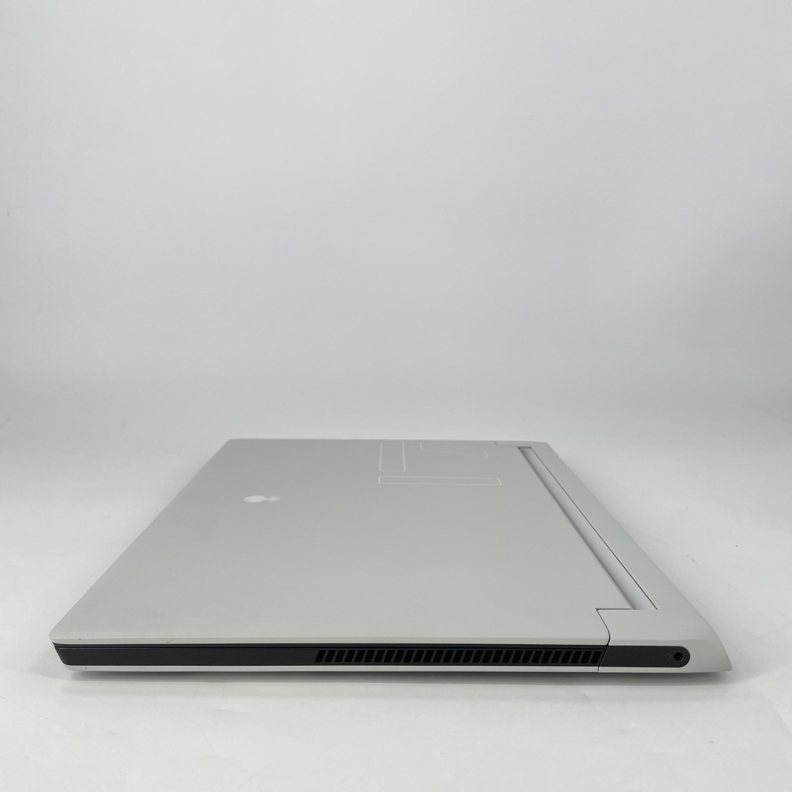 Dell Alienware X17 R1 165Hz FHD i7-11800H 32GB 1TB/512GB RTX 3070 Bent Frame