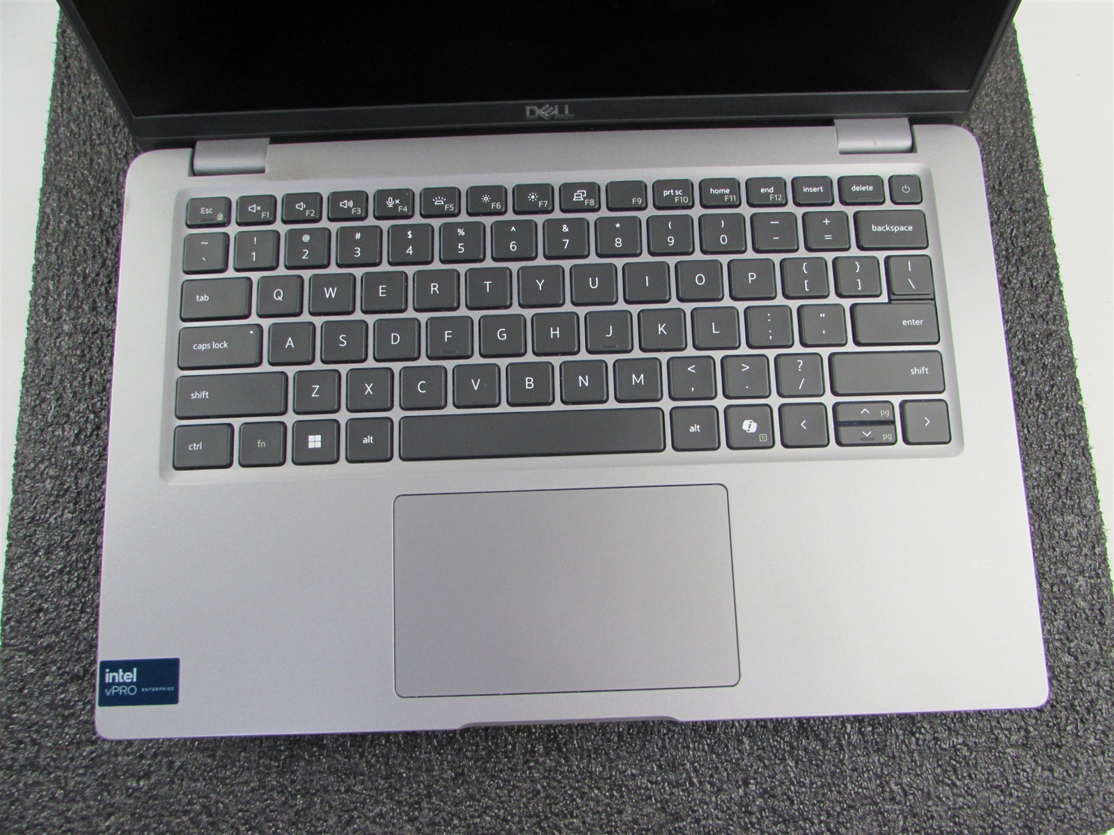 DELL LATITUDE 5450 1920X1080 FHD CORE ULTRA 5 135U 512GB SSD NO RAM NO O.S