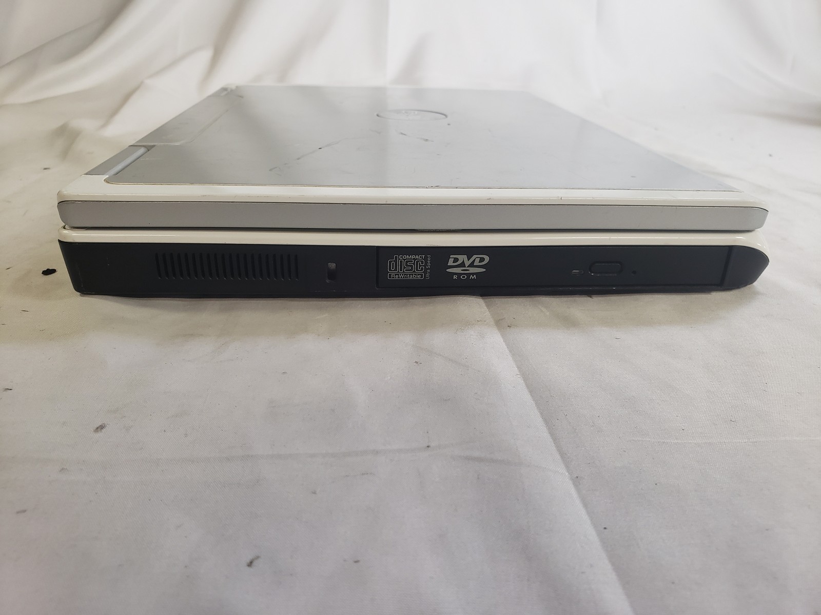 Dell Inspiron 6400 Win XP Intel T1300 @ 1.66GHz 1GB 36GB HDD 15.4″