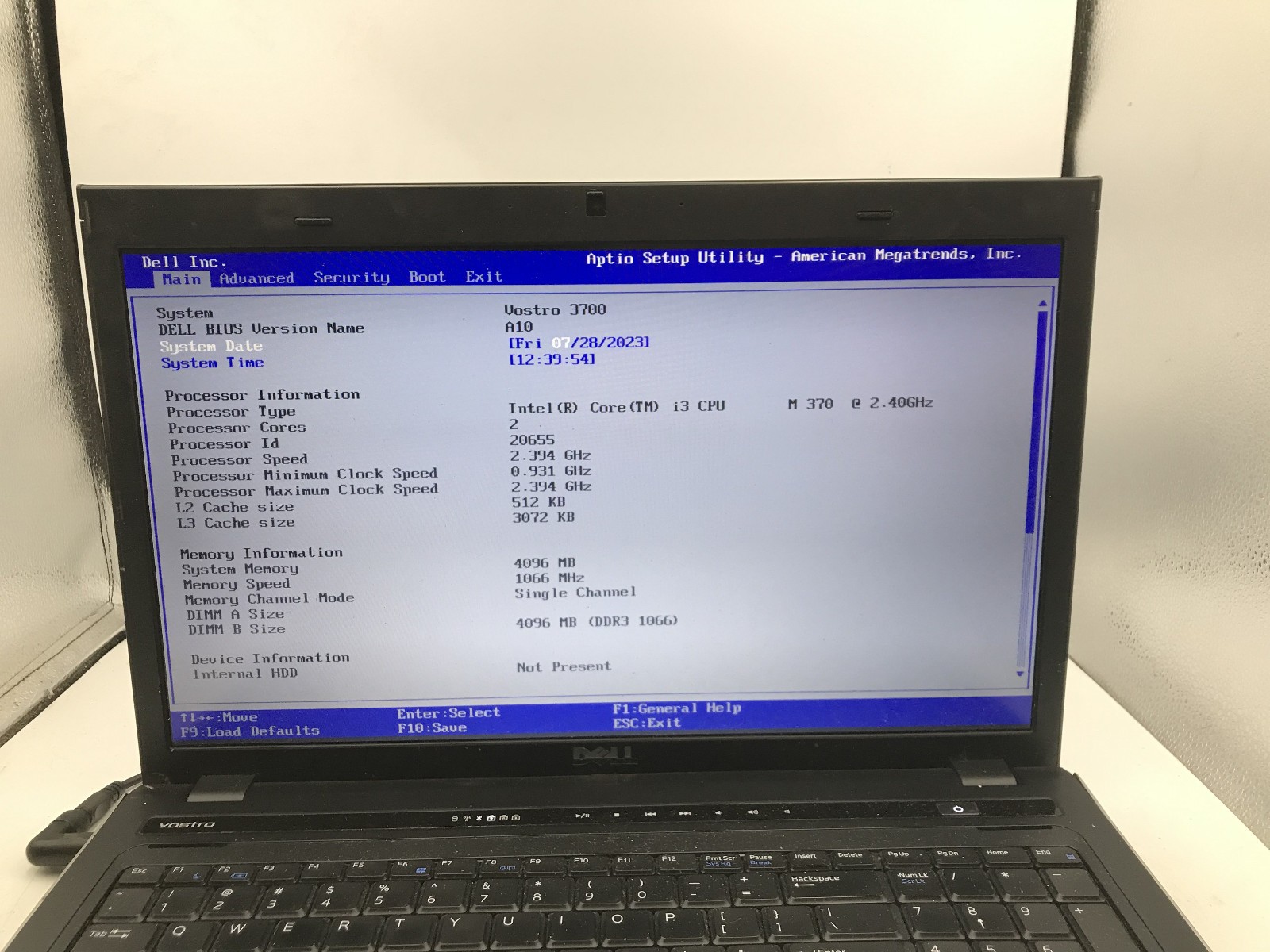 DELL VOSTRO 3700 – BOOTS TO BIOS – INTEL I3 M370 – NO RAM – READ DESCRIPTION -BB