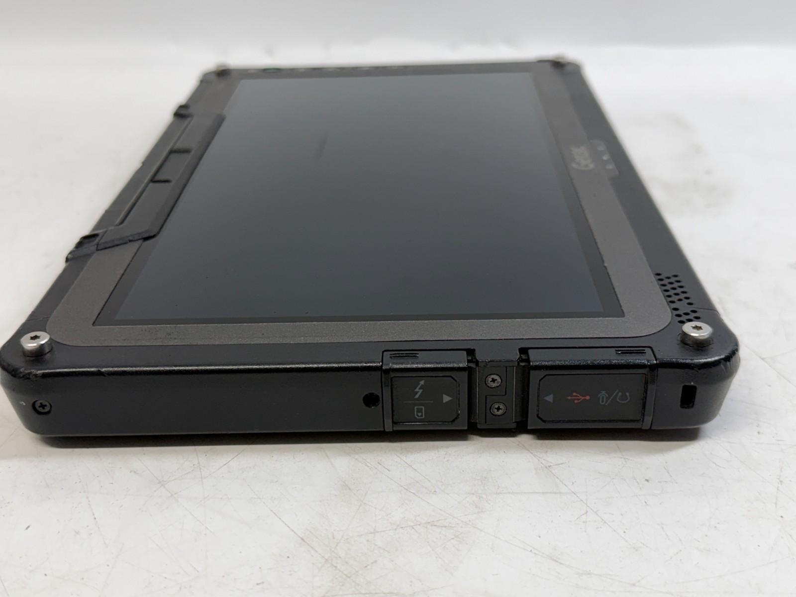 Getac F110 G6 11.6″ i7-1165G7 8GB RAM NO SSD/BATT/AC BIOS LOCKED PARTS.