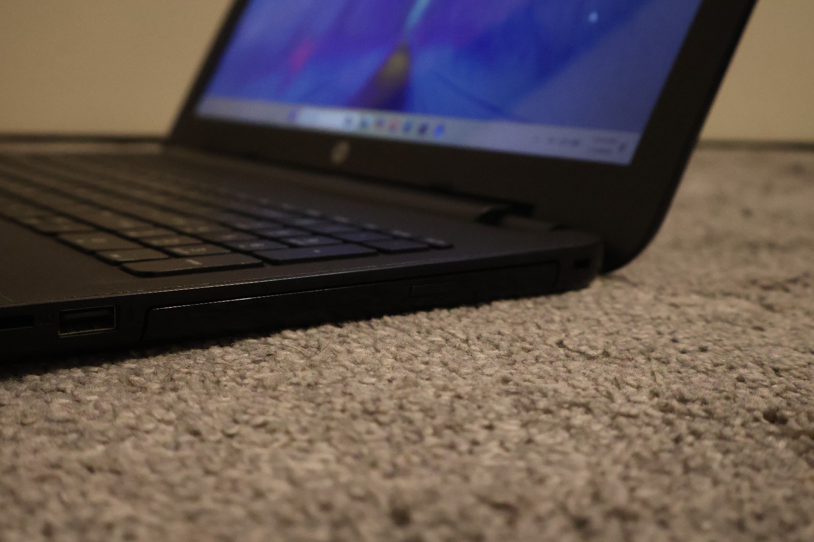 HP 15-ba079dx AMDA10 Touchscreen 256GB SSD 16GB RAM WIN11H 100%🔋 & AC Radeon R5