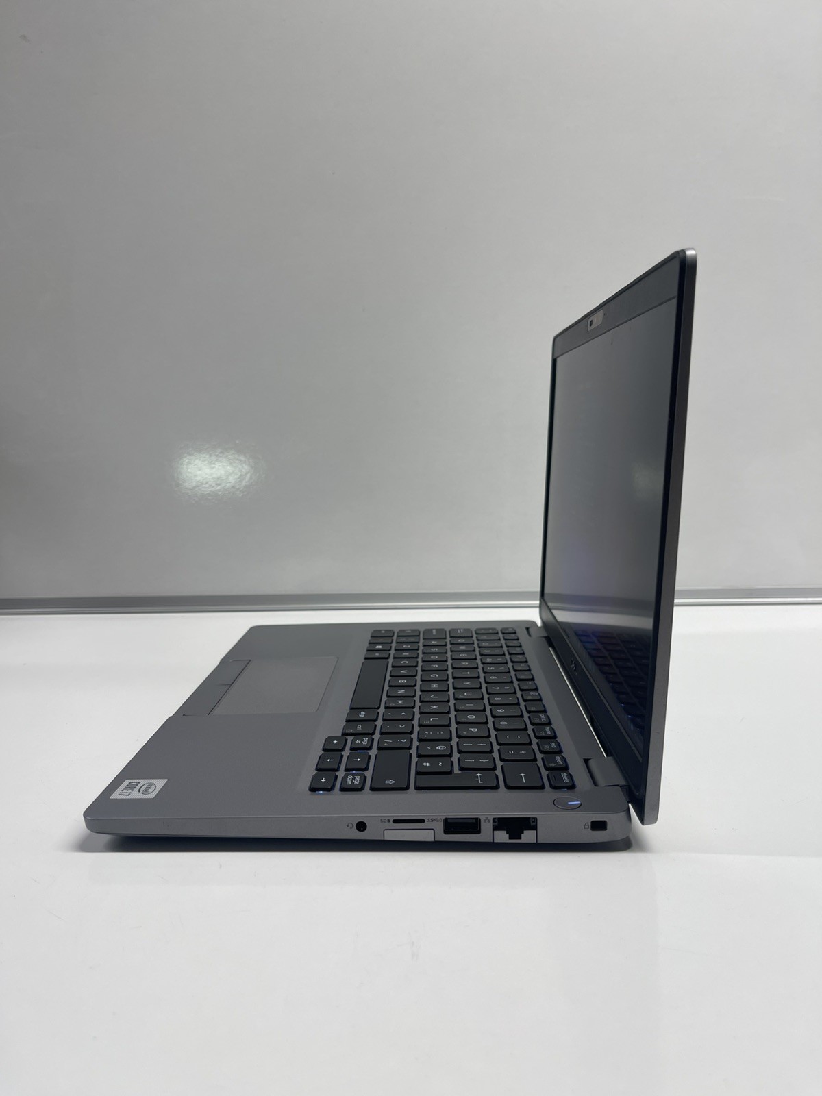 Dell Latitude 5310 Laptop Intel i7-10th 16GB DDR4 RAM 256GB SSD Windows 11 Pro