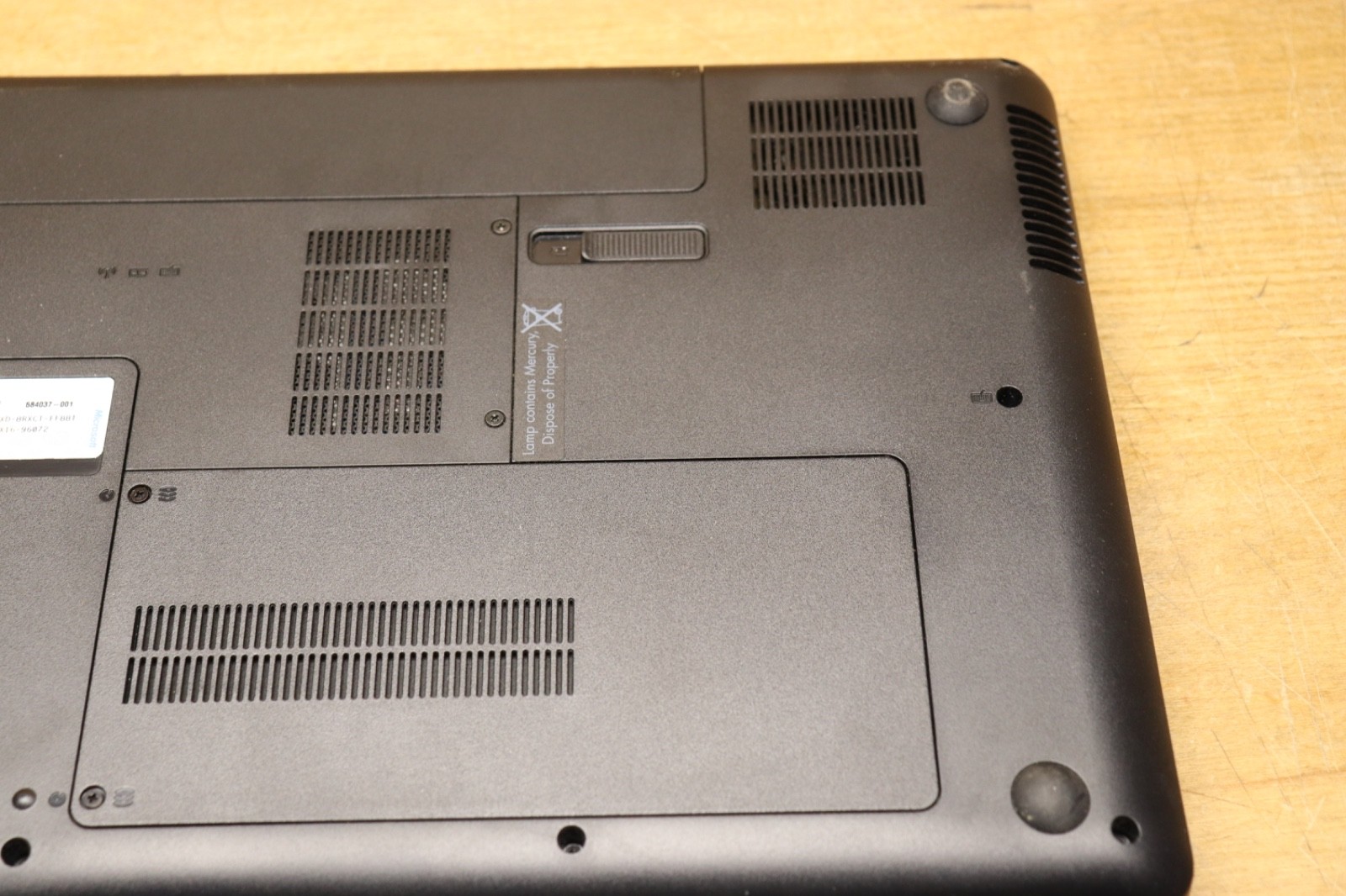 Compaq Presario CQ56-109WM Celeron Windows 7 No Power Cord Untested Estate Find