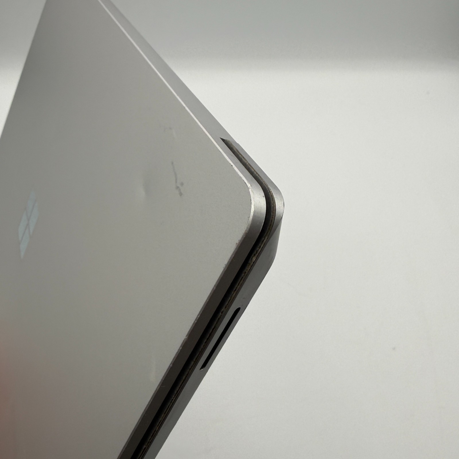 Microsoft Surface Laptop 3 1867 Intel i5-1135G7 8GB RAM 512GB NVMe Win11 PICS