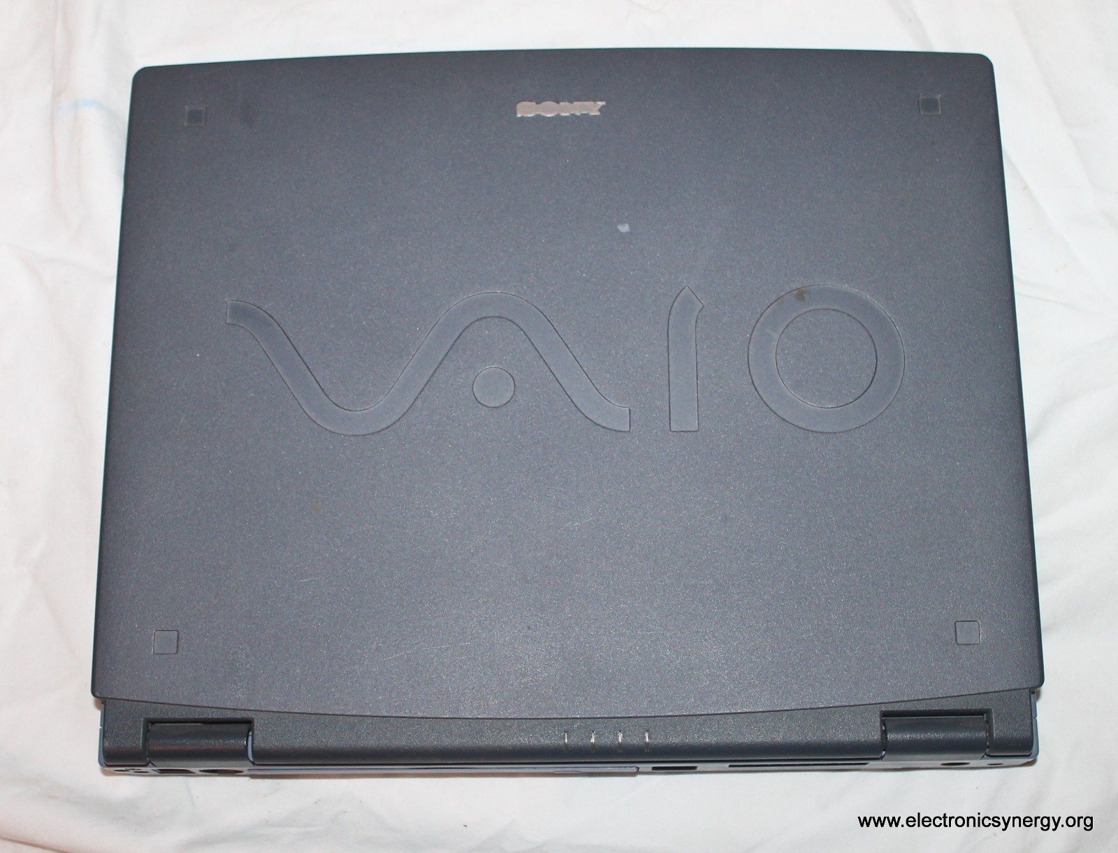 Sony VAIO PCG-F650K Laptop Pentium III 600MHz 256MB RAM 80GB HDD Windows 2000