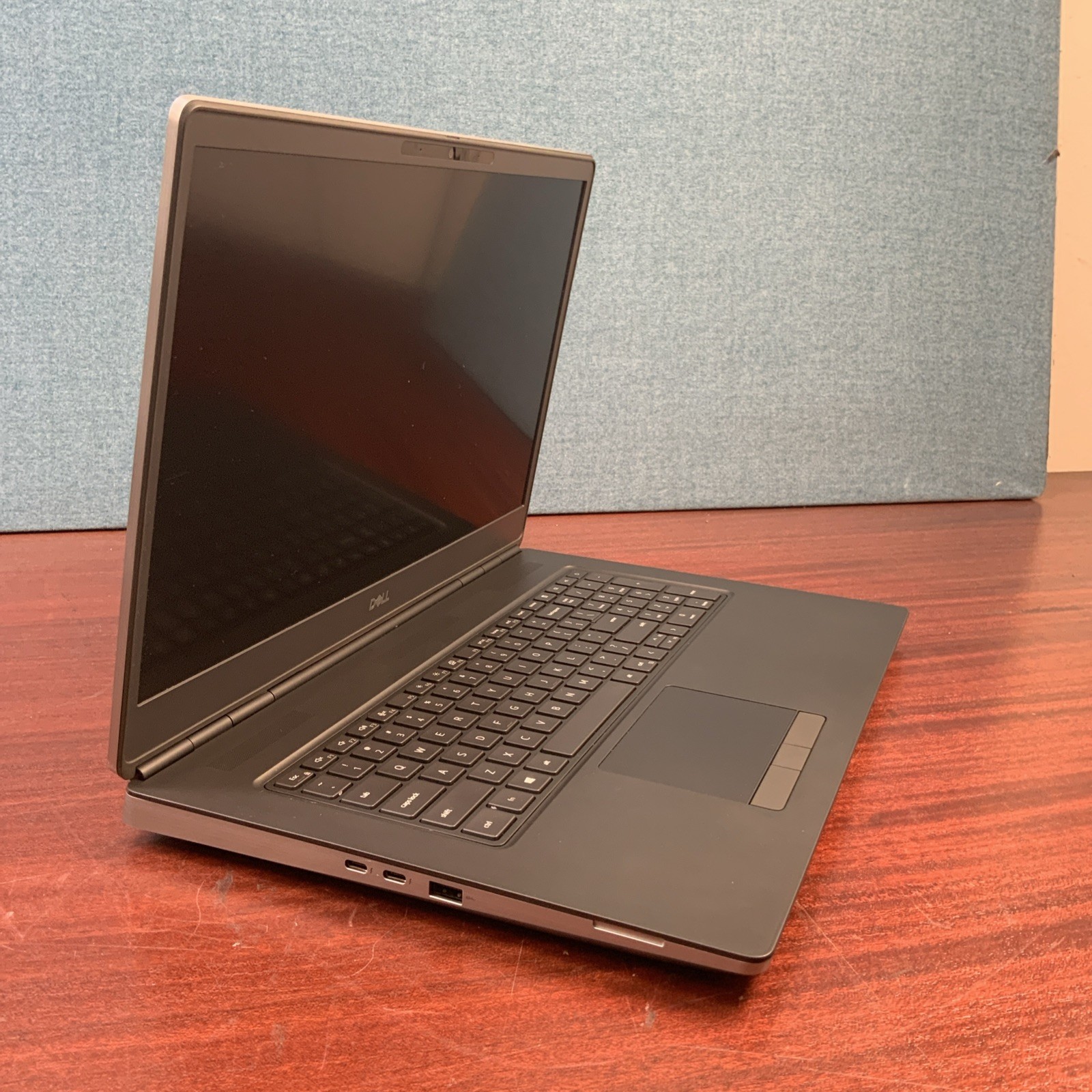 Dell Precision 7750 Intel i9-10885H 64GB RAM 1024 GB SSD Win 11 Pro