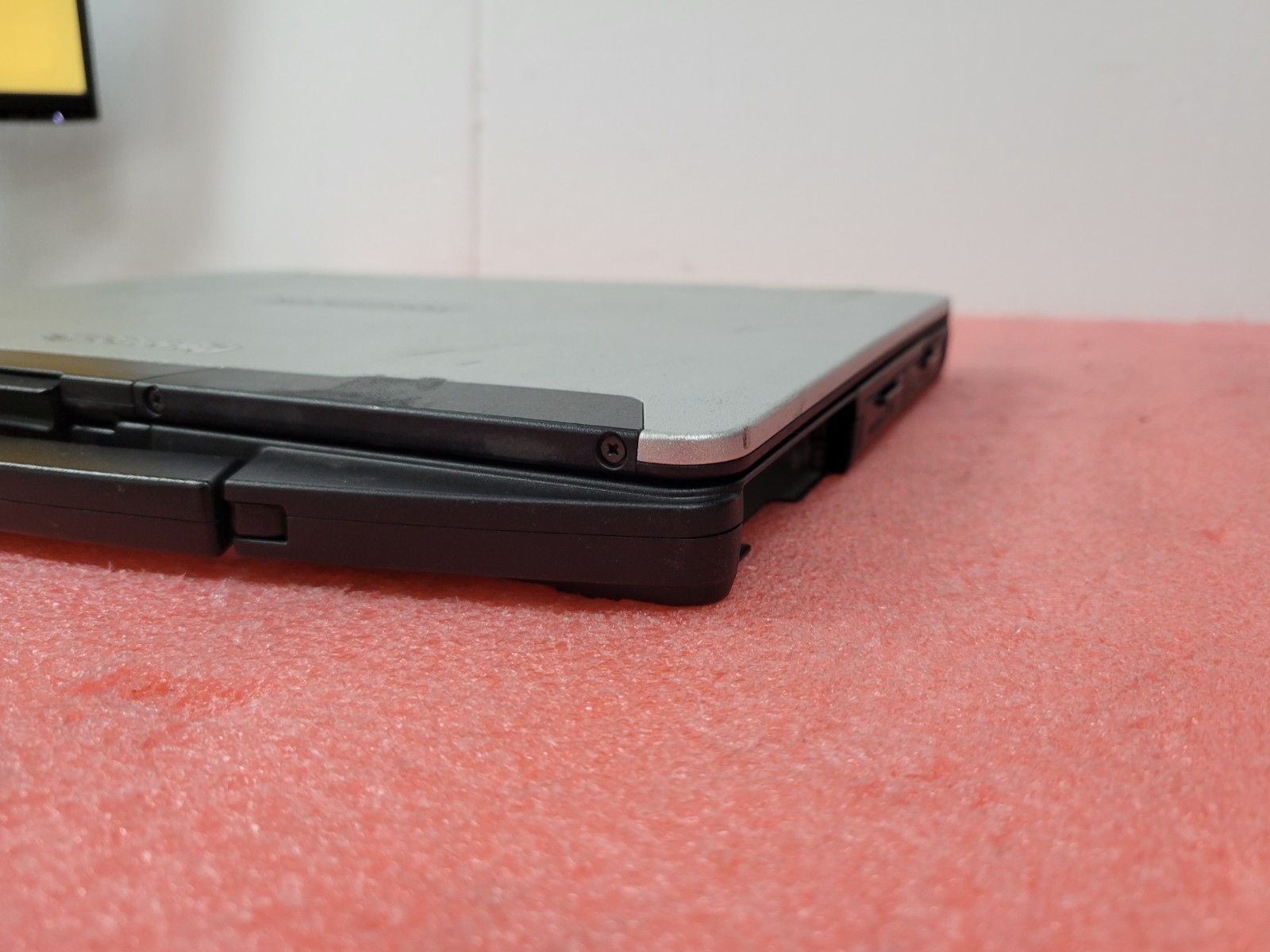 Panasonic ToughBook CF-54 i7-7600U 4GB RAM *NO OS/HDD/BATT* *BIOS/READ* | LP526
