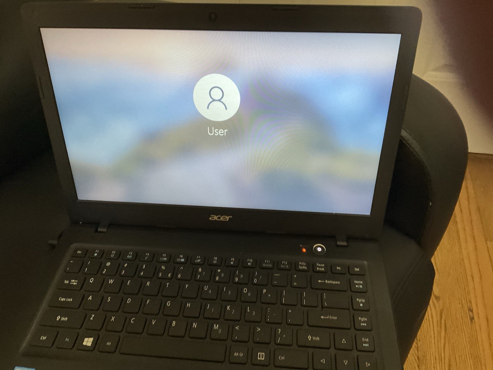 ACER SWIFT SF114-31-P5L7 LAPTOP INTEL PENTIUM N3710 1.6GHZ |64g EMMC | 4GB (33)