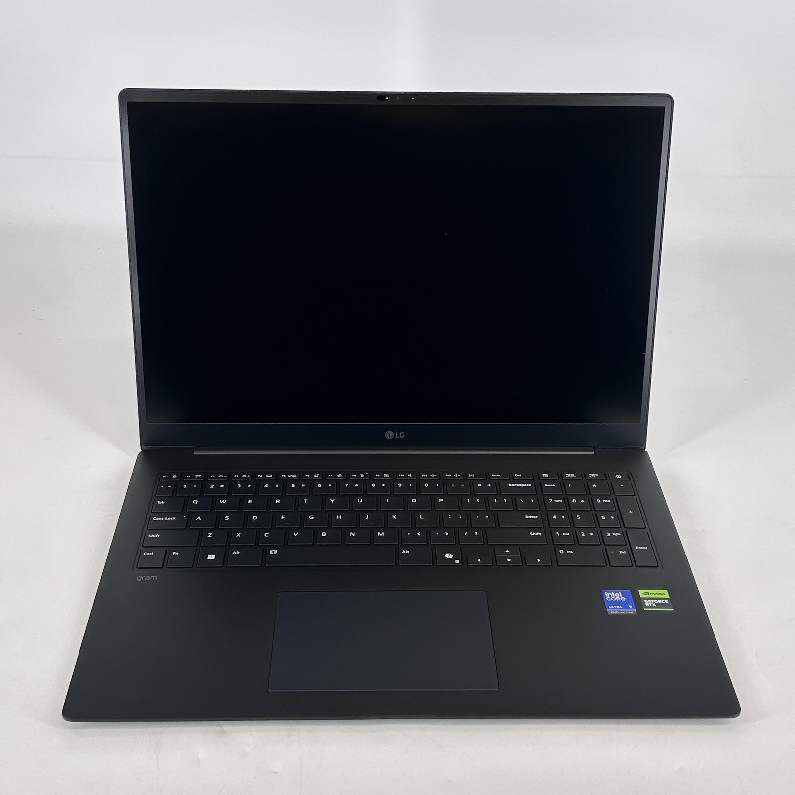 LG Gram Pro 17 QHD+ 2.9 GHz Ultra 9 285H 32GB 1TB/1TB NVIDIA RTX 5050 Excellent