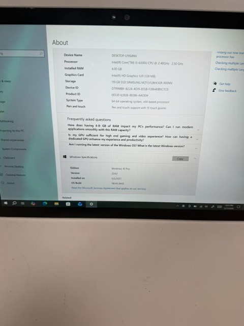 Microsoft Surface Pro 4 12.3″ | i5-6300U 2.40GHz | 8GB RAM 128GB SSD *ETCHED*