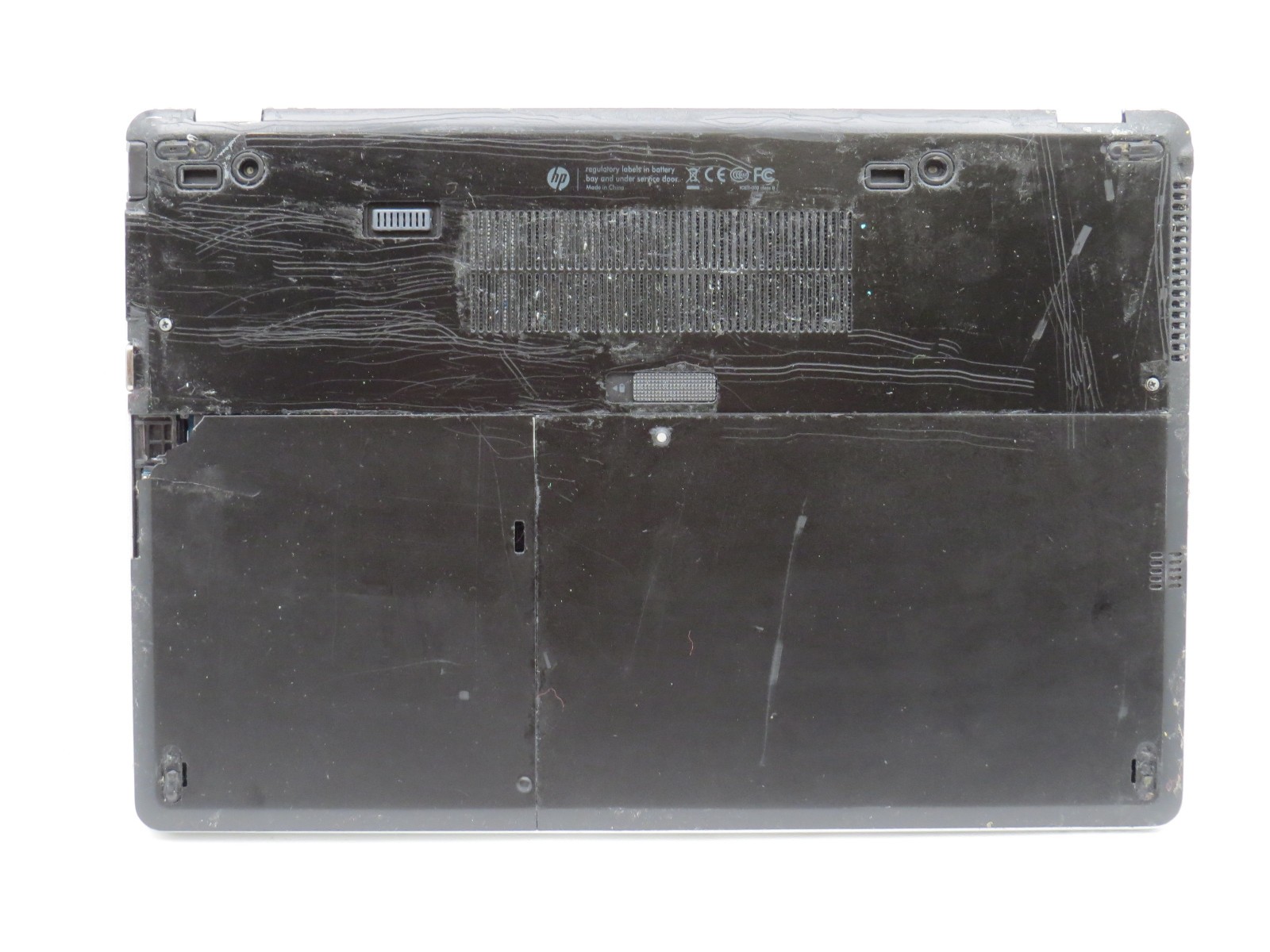 HP EliteBook Folio 9480m i5-4310U @ 2GHz 16GB DDR3 128GB m2 14″ No OS