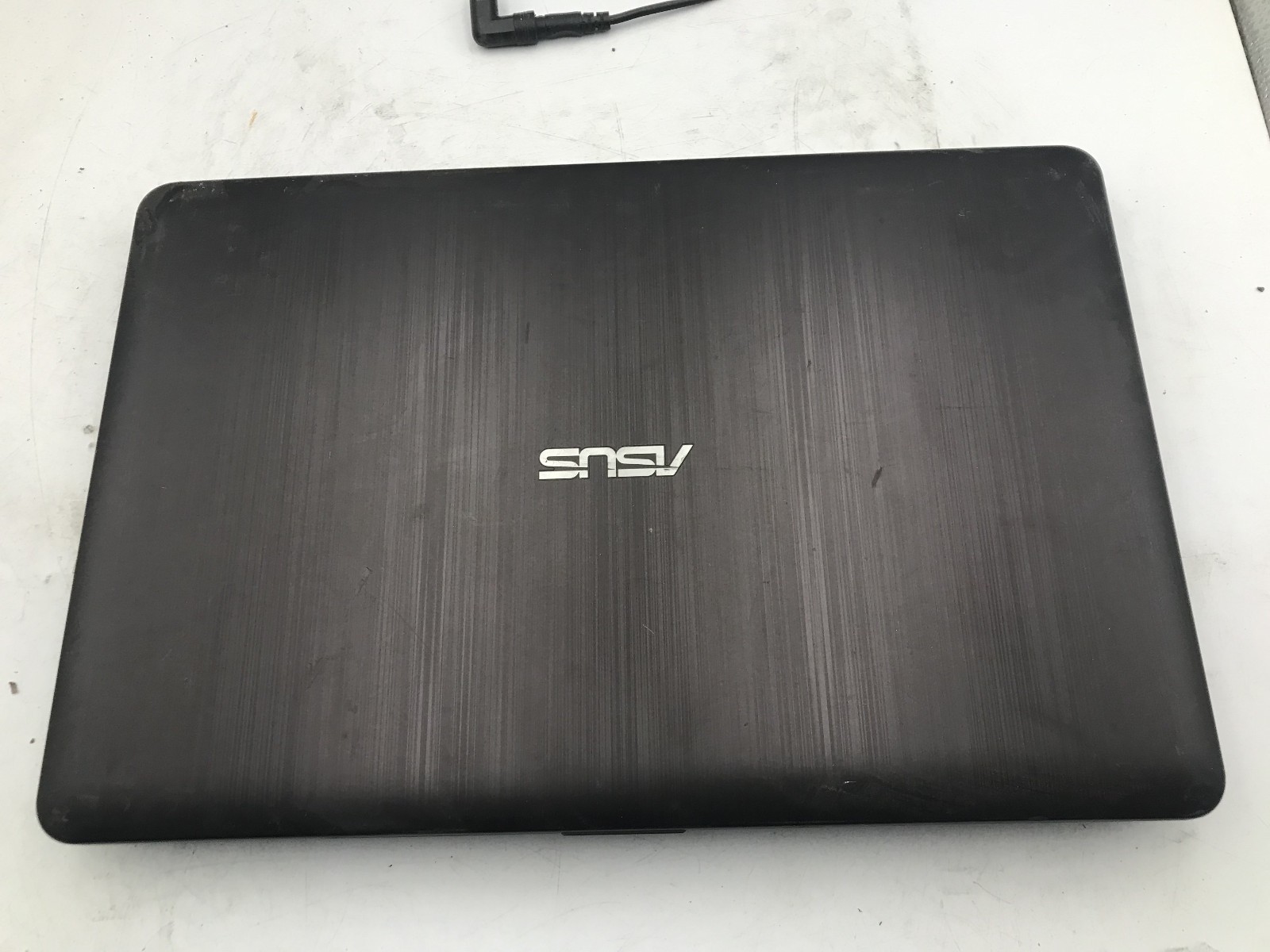 ASUS X541N – BOOTS TO BIOS – INTEL PENTIUM N4200 – 4GB RAM – READ DESCRIP – BB!