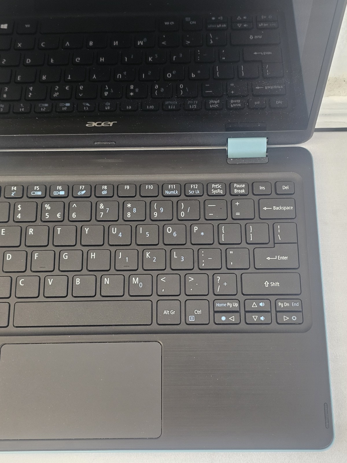 Acer Spin 1 Laptop – Intel Celeron N3350 – 4GB RAM – 32GB SSD – BAD BATT – READ