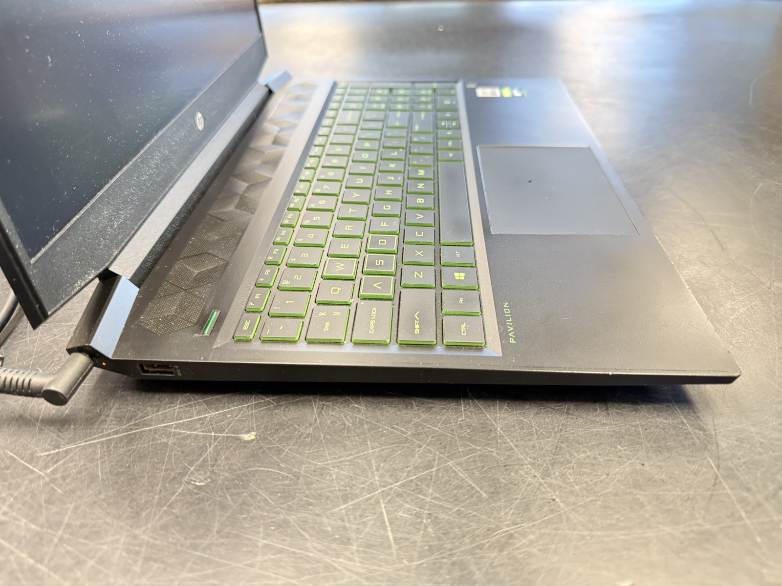 HP Pavilion 16-a0032dx 16.1 Game Laptop/i5-10300H/16GB/512GB SSD/GTX 1660 Ti/W11
