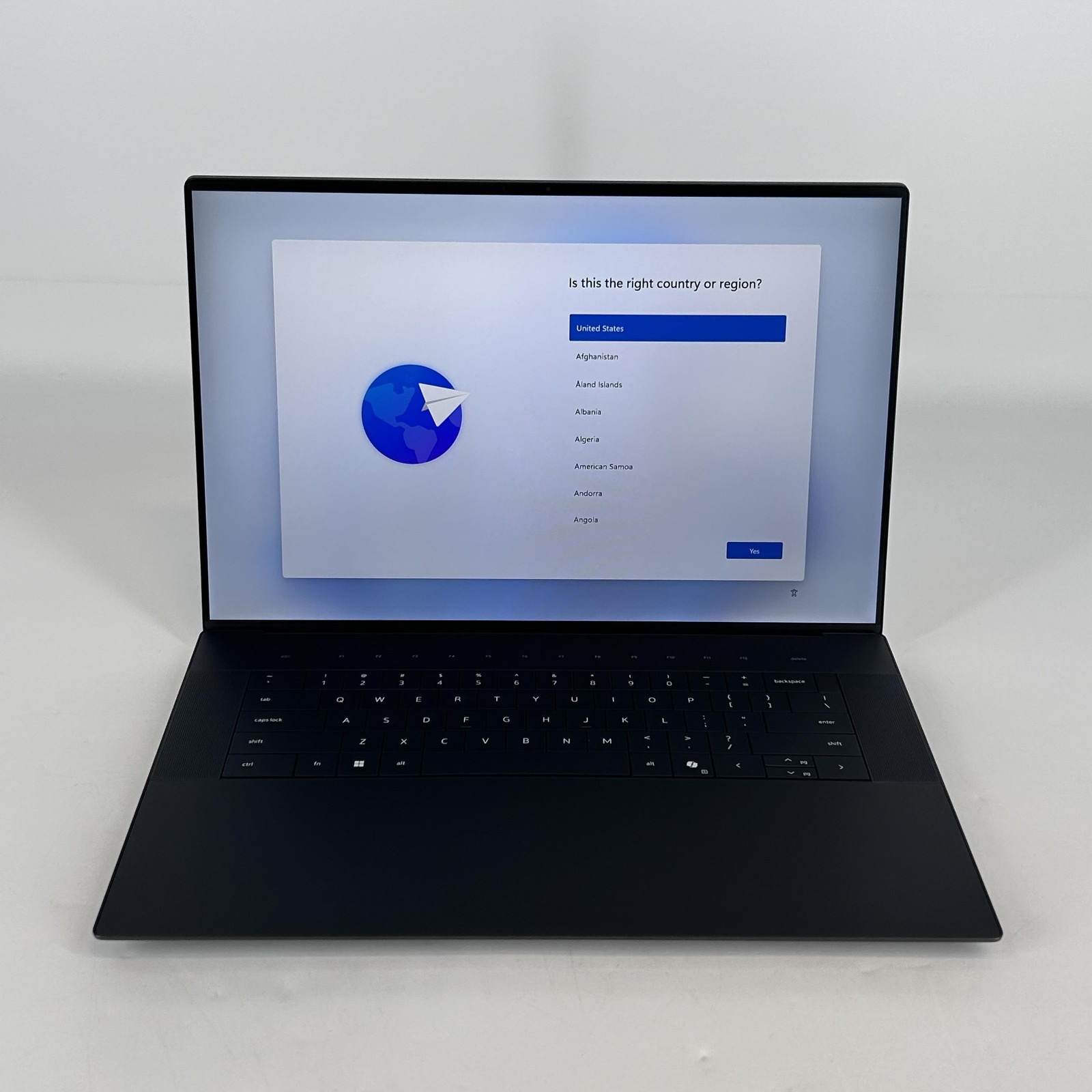 Dell XPS 16 9640 FHD+ 2.5GHz Ultra 9 185H 64GB 4TB SSD NVIDIA RTX 4060 Excellent