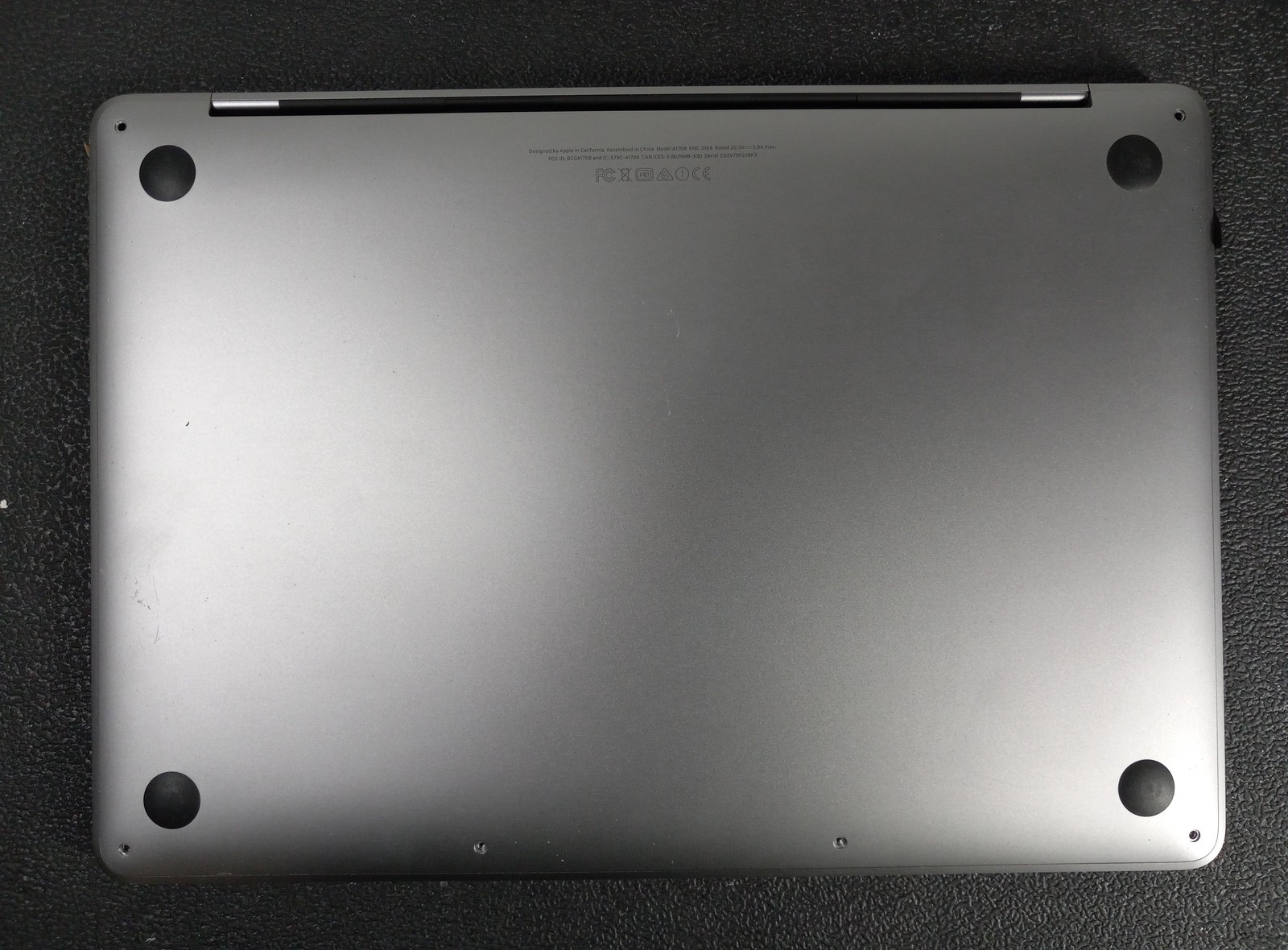 Apple Macbook Pro 14.1 13″ i5-7360U 2.3GHz 16GB RAM 500GB SSD Laptop MacOS